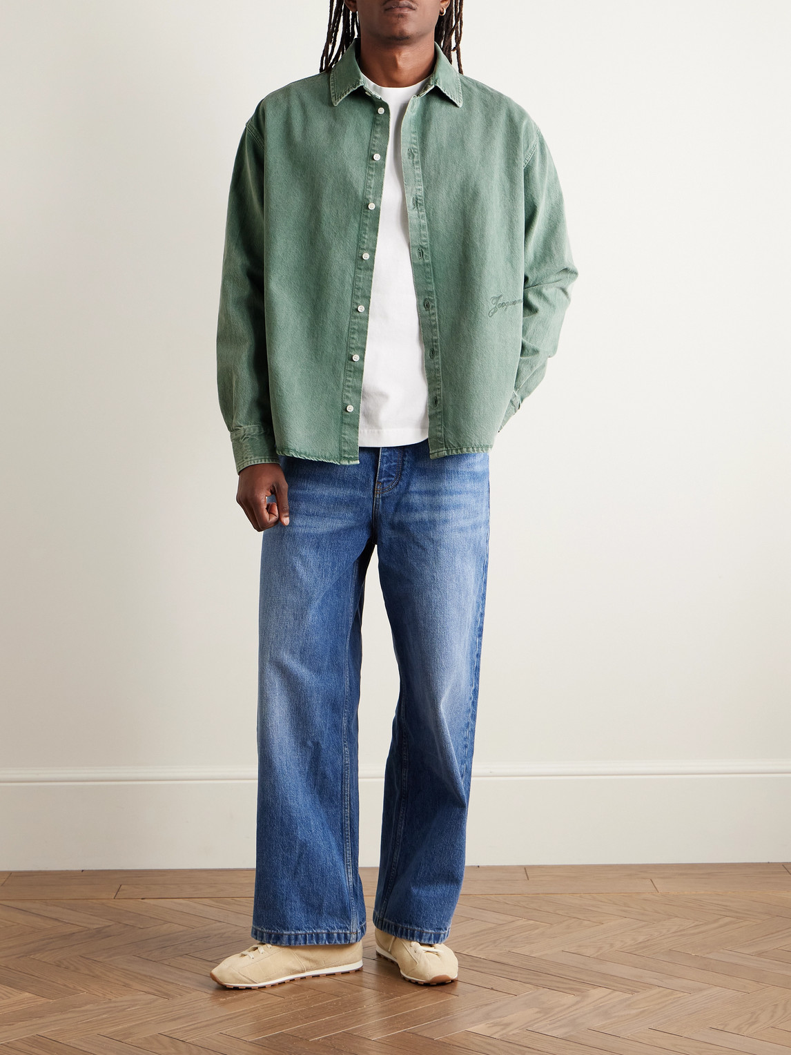 Jacquemus Simon Logo-embroidered Denim Shirt In Green