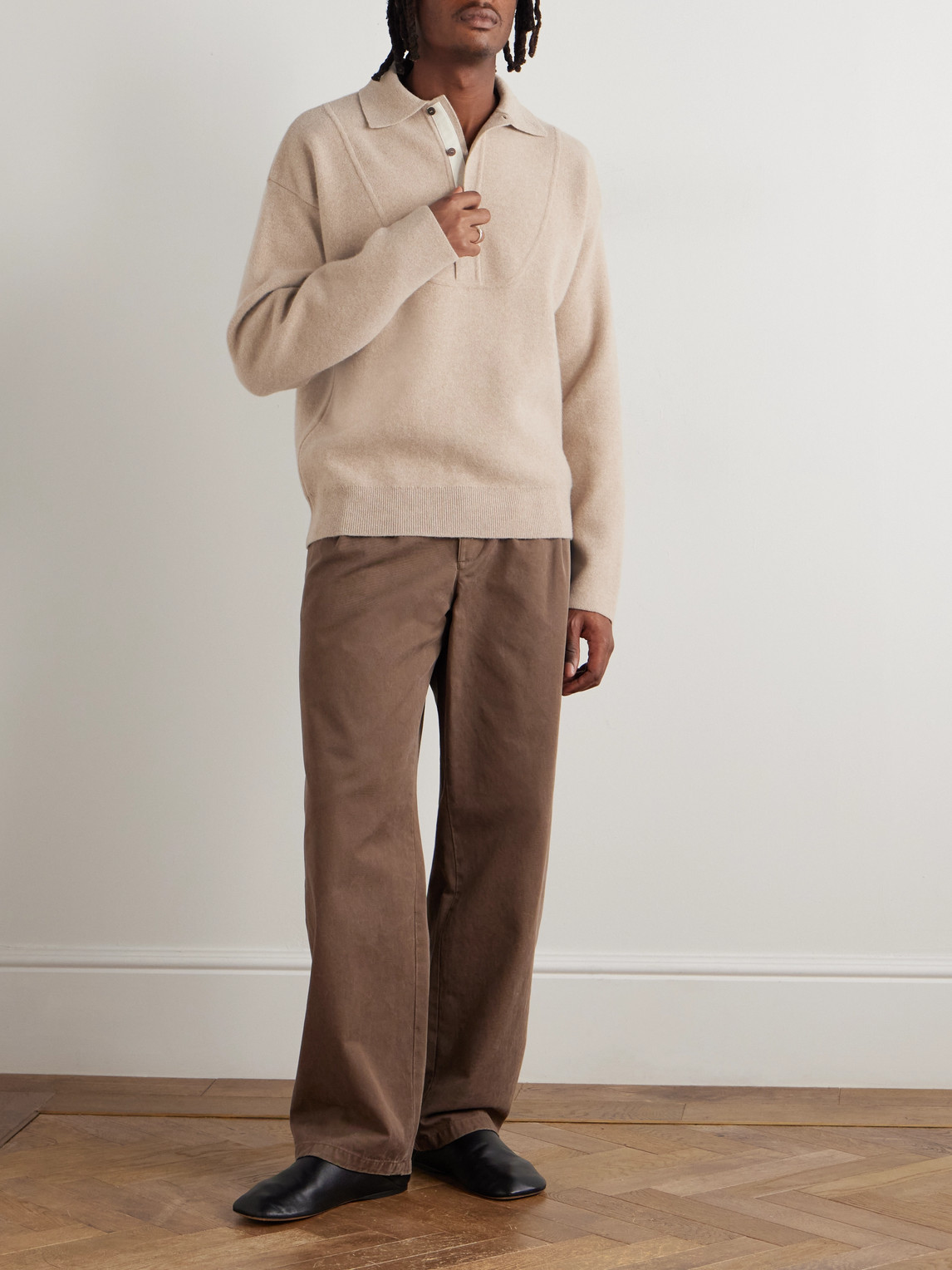 Jacquemus La Maille Vareuse Pallone Wool And Cashmere-blend Sweater In Neutral