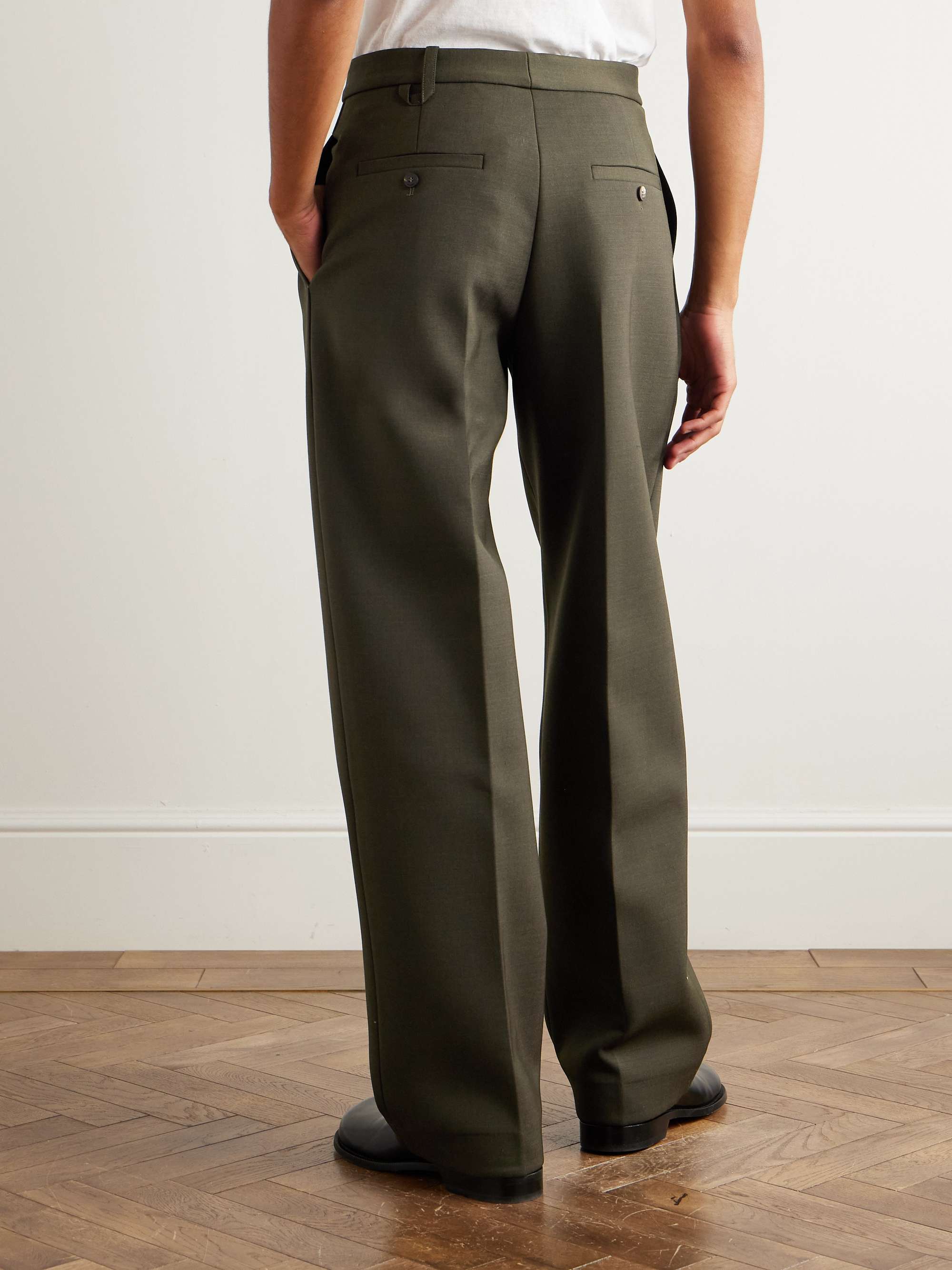 JACQUEMUS 