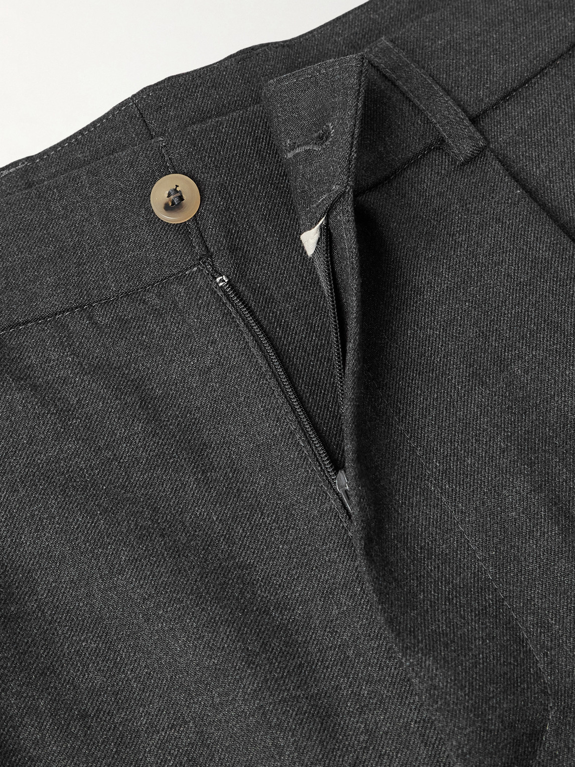 De Bonne Facture Straight-leg Pleated Linen And Wool-blend Suit Trousers In Gray