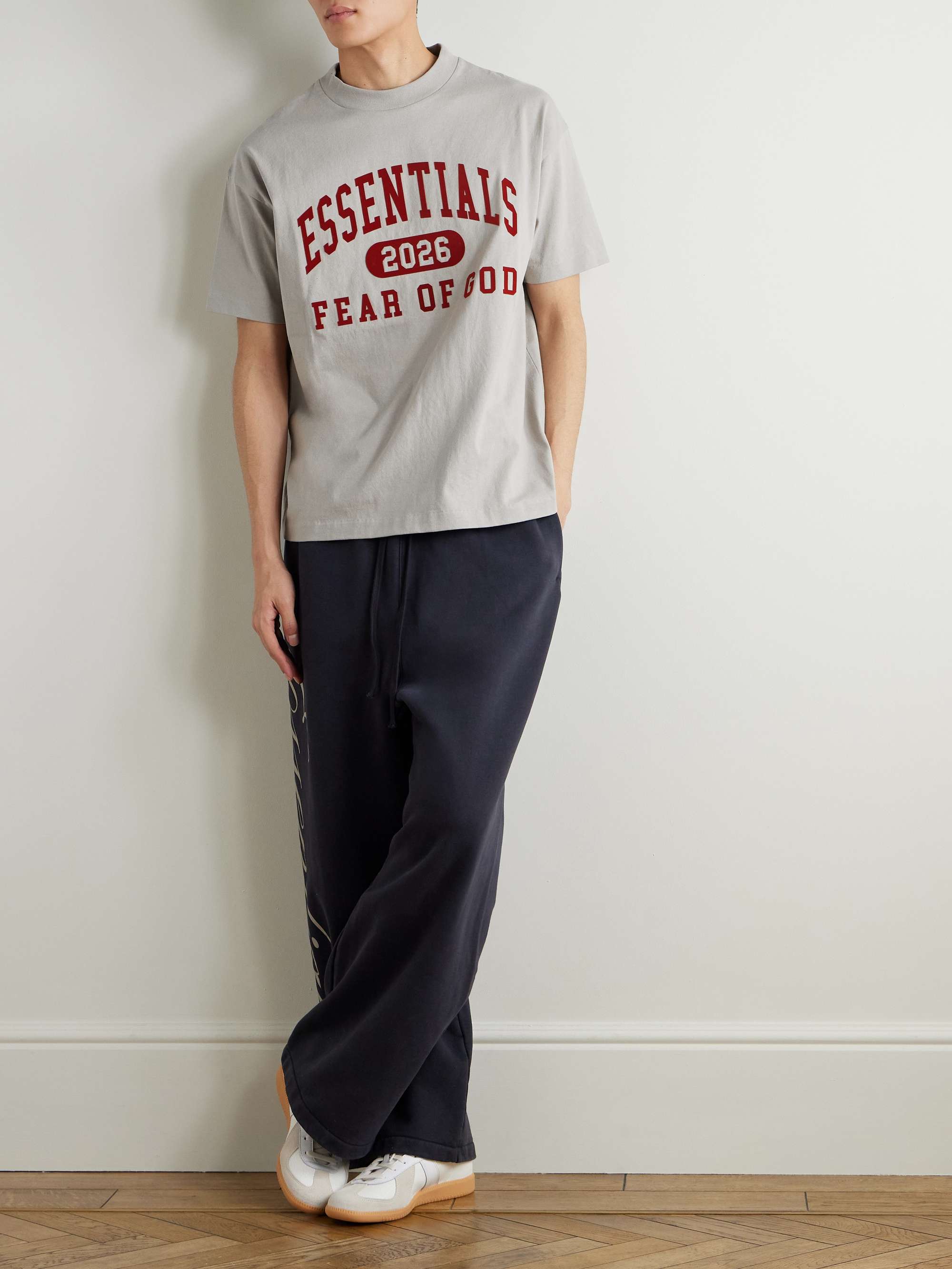 FEAR OF GOD ESSENTIALS 