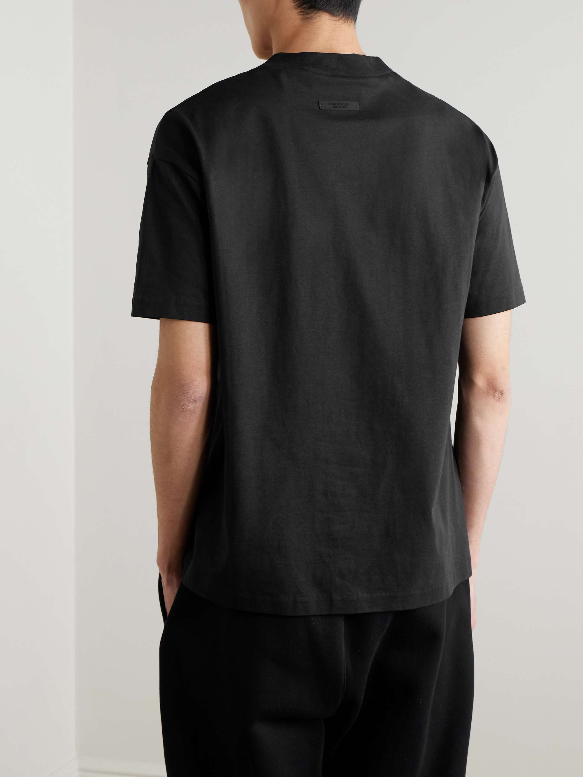 FEAR OF GOD ESSENTIALS 