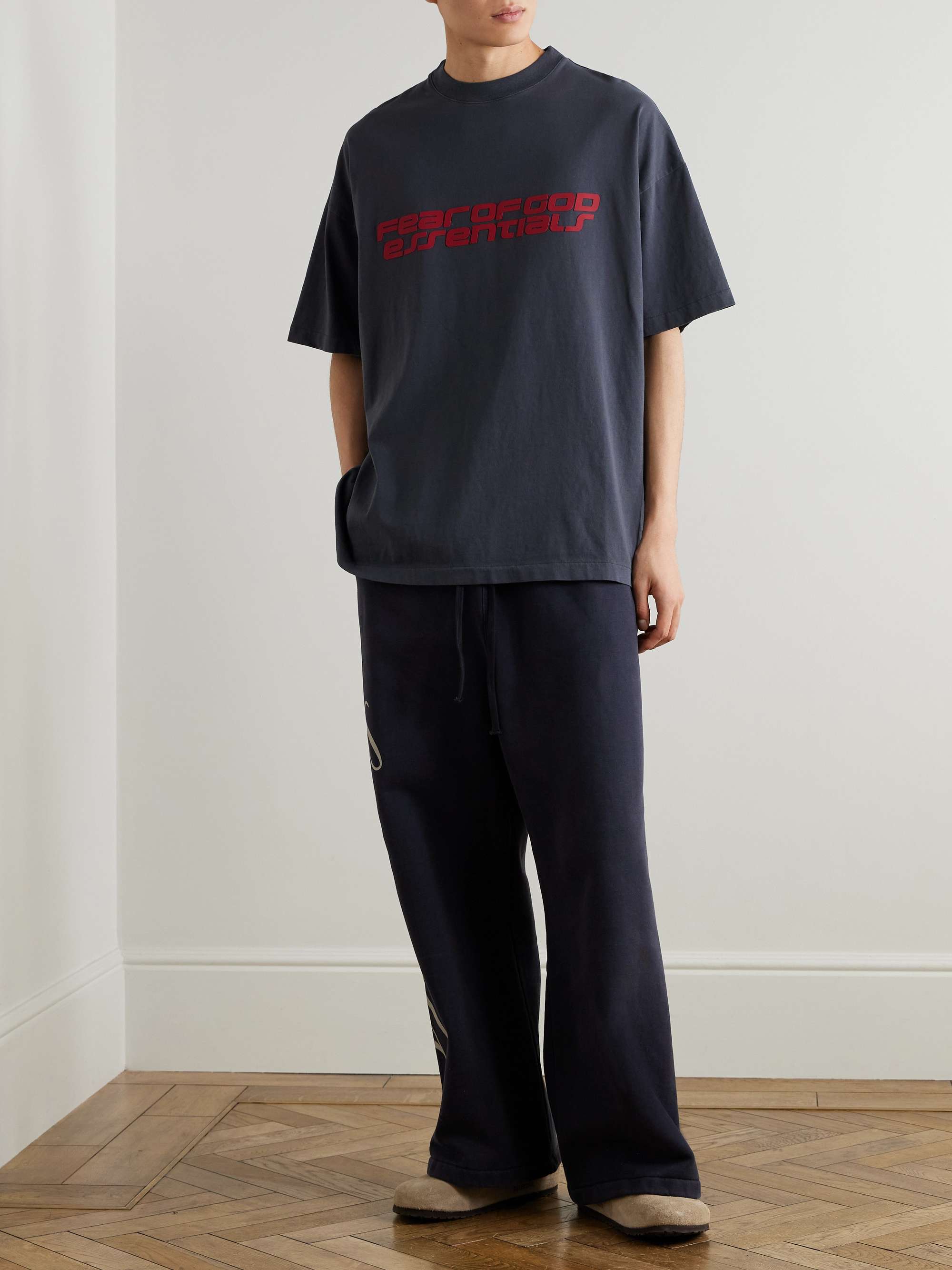 FEAR OF GOD ESSENTIALS 