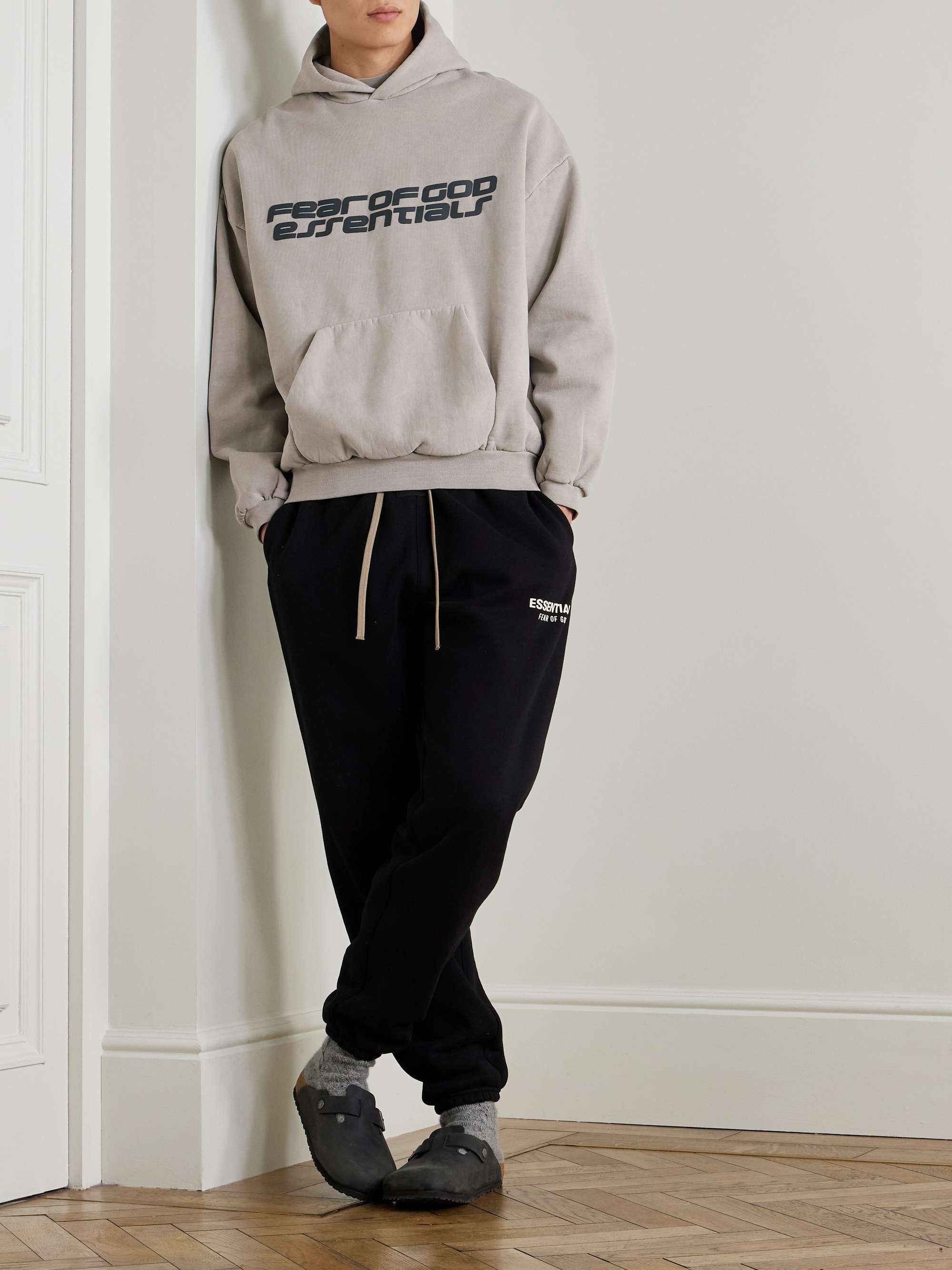 FEAR OF GOD ESSENTIALS 