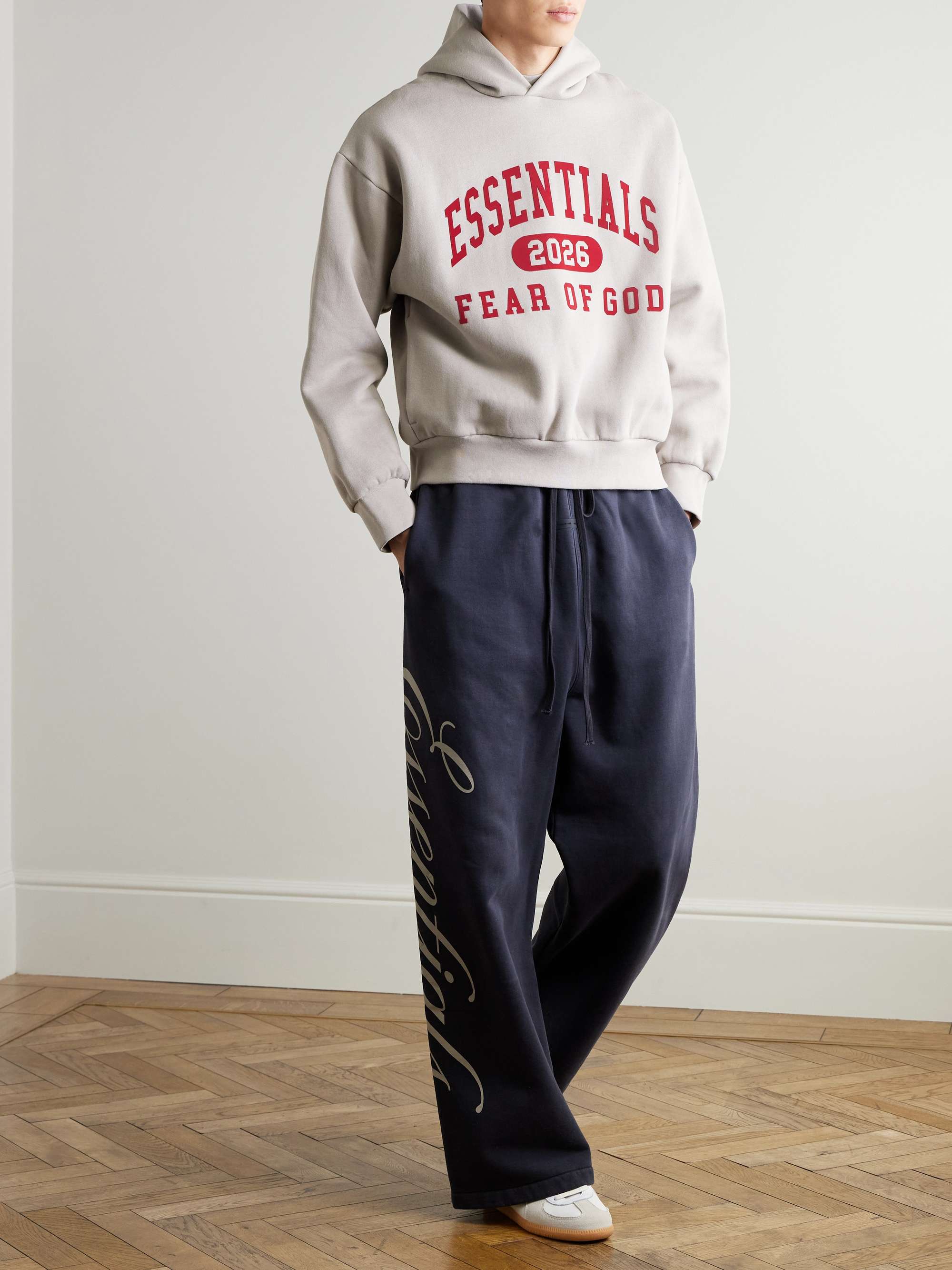 FEAR OF GOD ESSENTIALS 