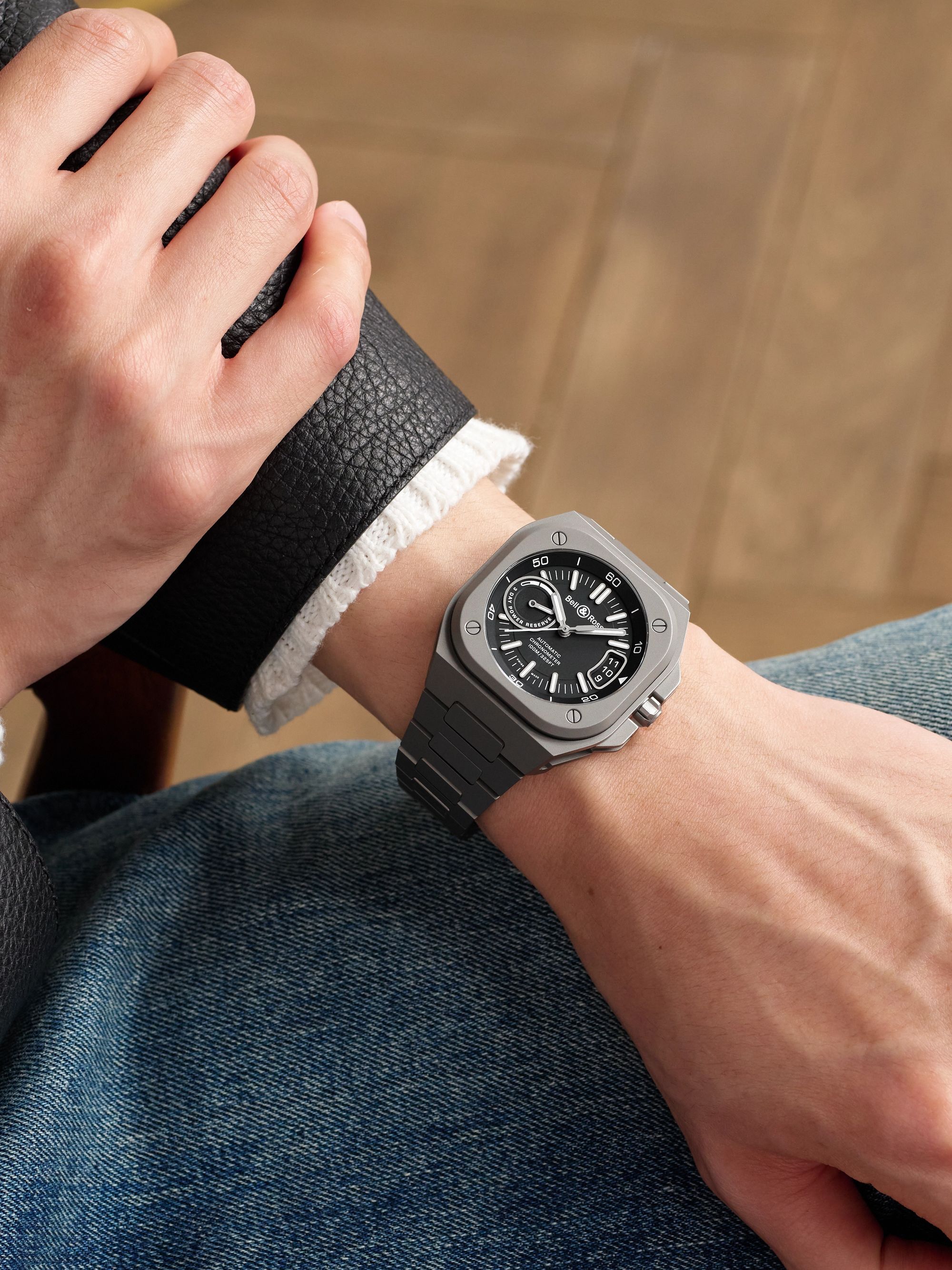 BELL & ROSS 