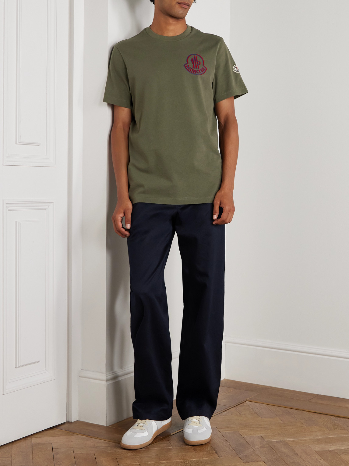 Moncler Logo Patch Crew Neck T-shirt In Green