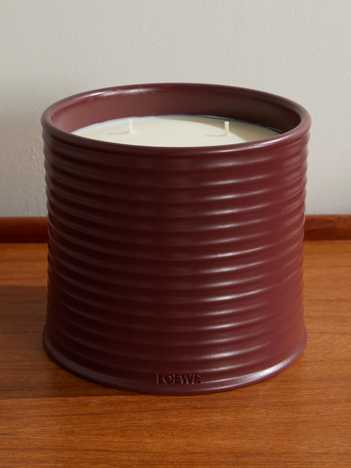 LOEWE LIQUORICE Scented Candle 2120G 【公式通販】