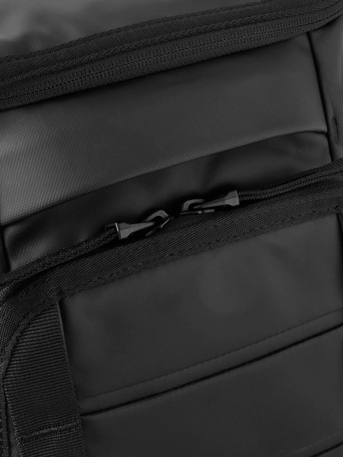 Db Journey Hugger Nylon Backpack In Black