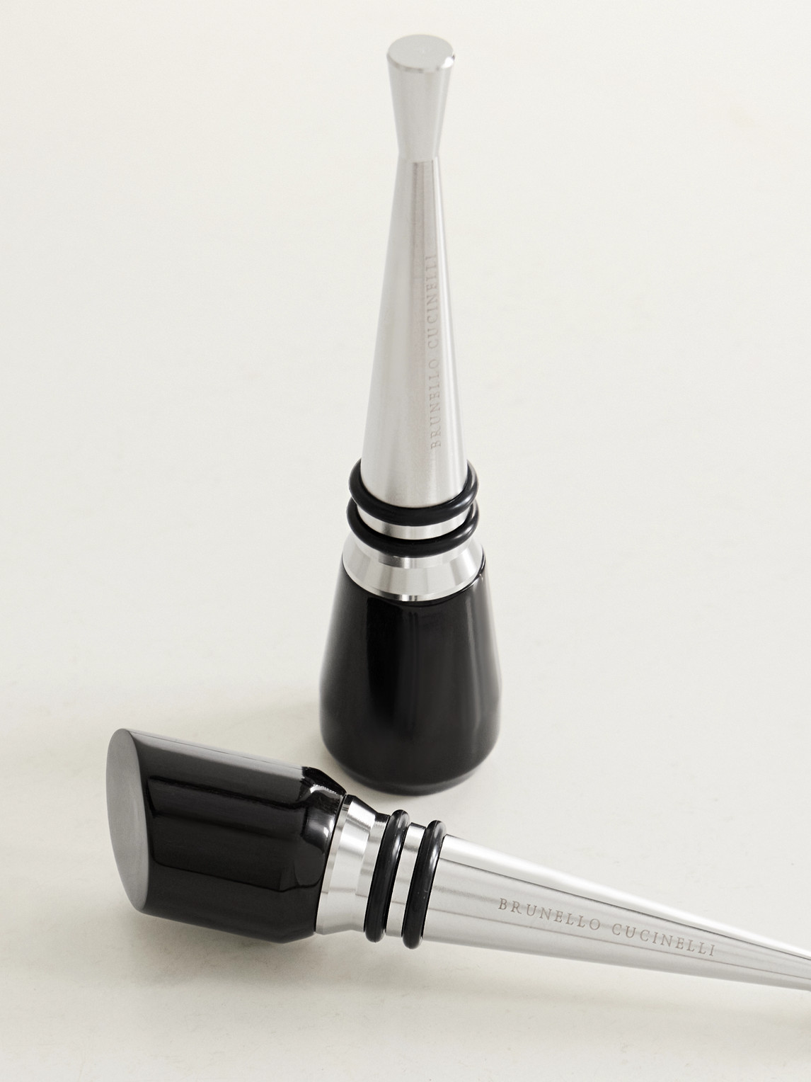 Brunello Cucinelli Set Of Two Horn And Stainless Steel Bottle Stoppers In Black