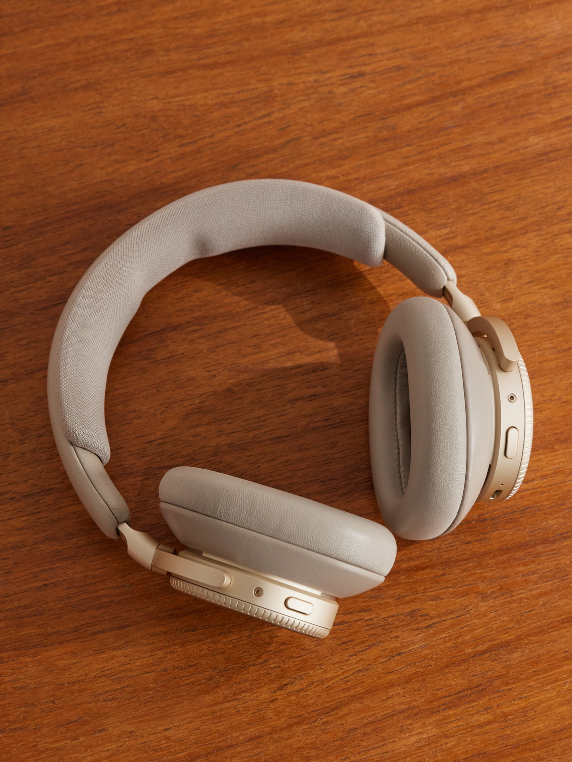 Bang & Olufsen – Beoplay H100 Wireless Headphones