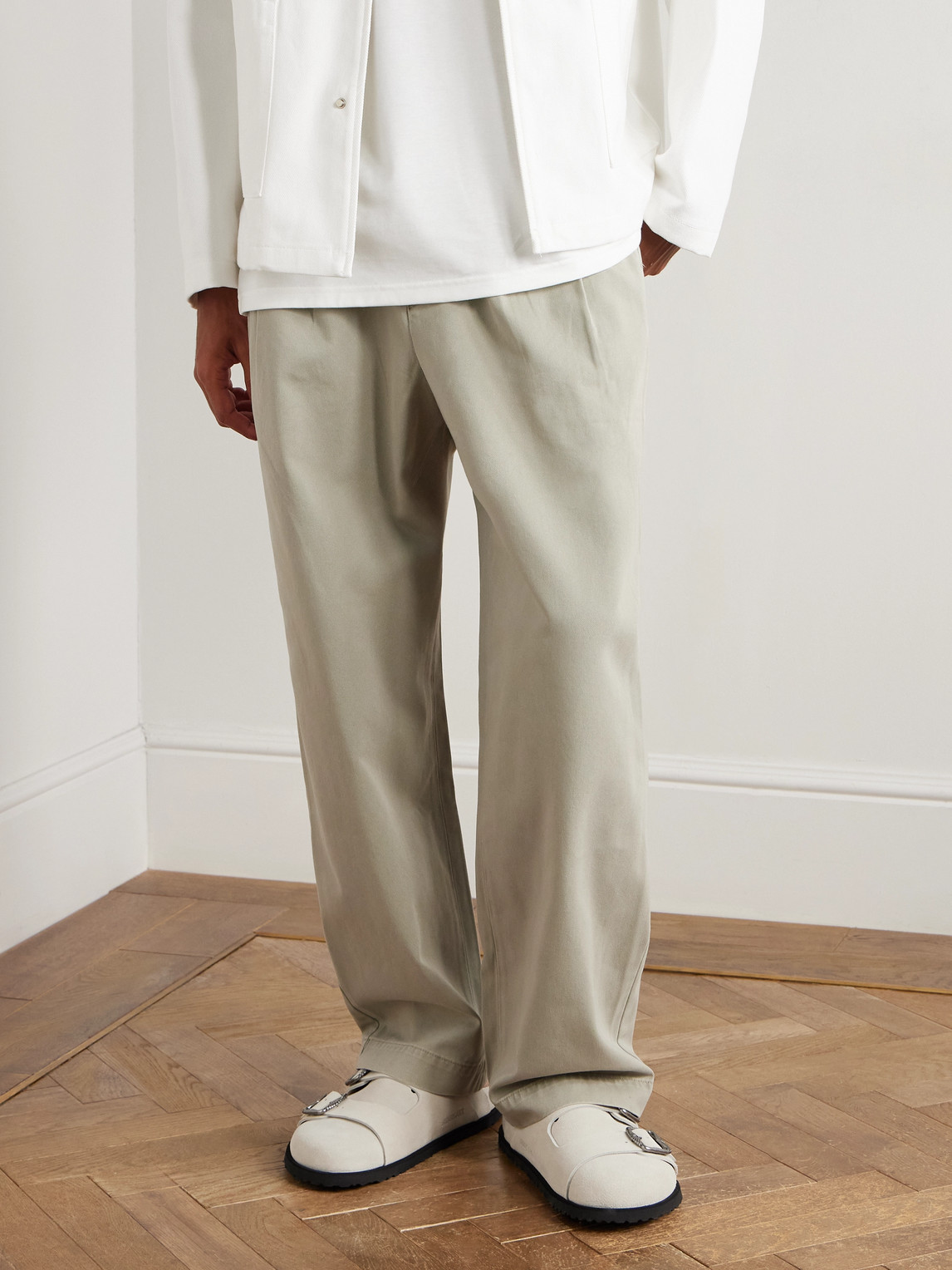 Birkenstock 1774 222 West Suede Clogs In Neutral