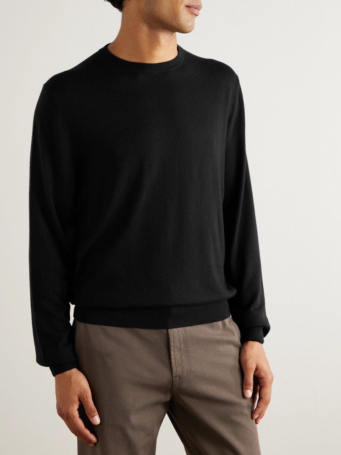 Canali Slim-fit Garment-dyed Cashmere Sweater In Black