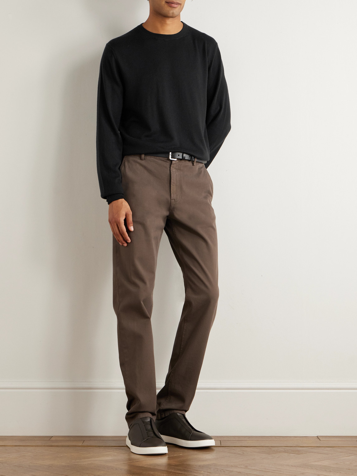 Canali Slim-fit Garment-dyed Cashmere Sweater In Black