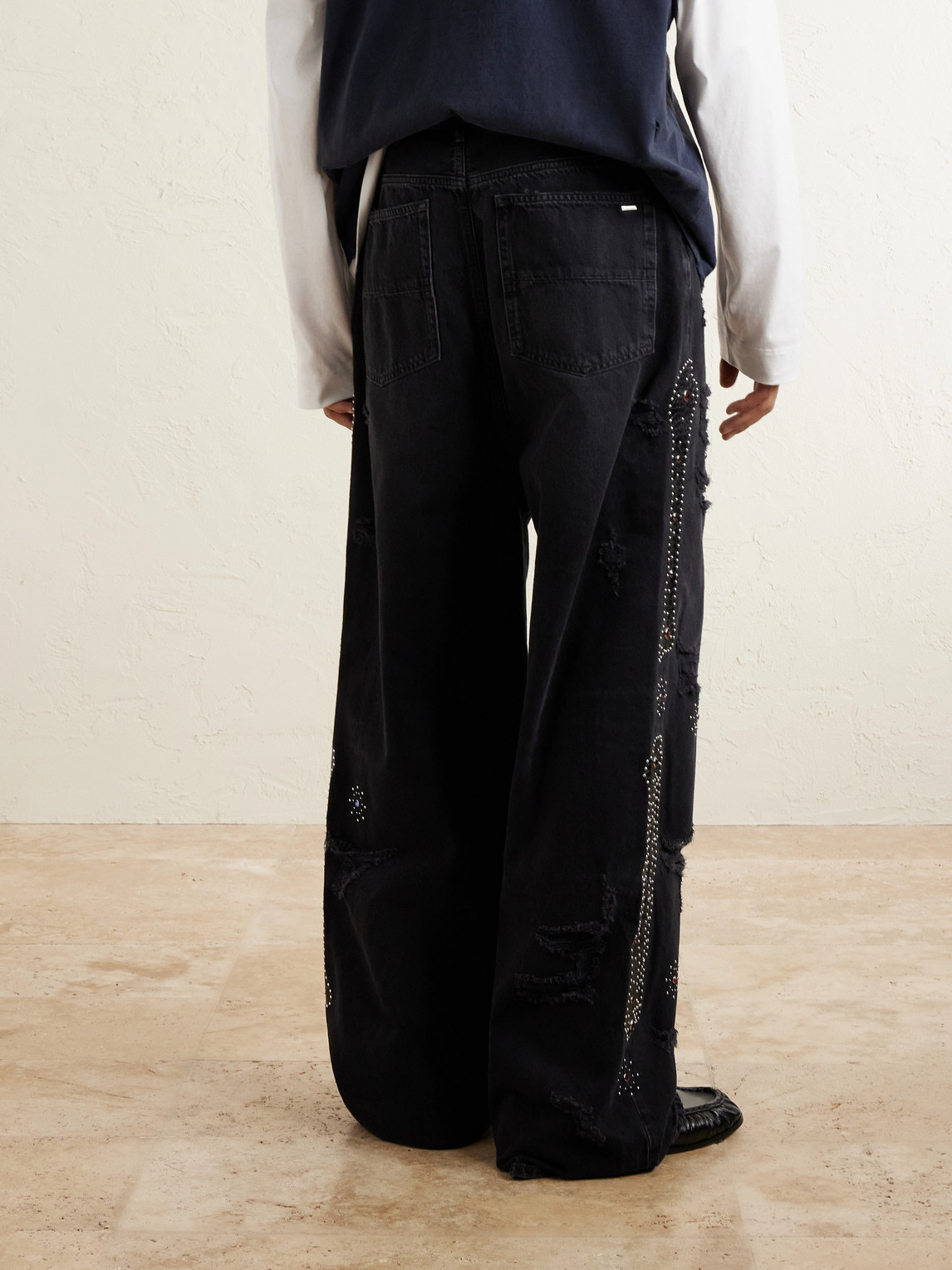  Amiri - Straight-leg Distressed Studded Jeans - Men - Black - Uk/us 30 
