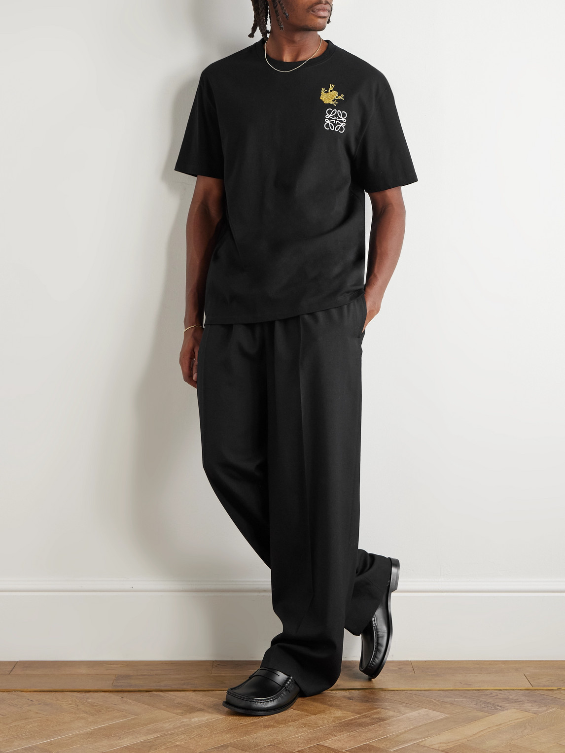 Loewe Frog-logo Embroidered T-shirt In Black