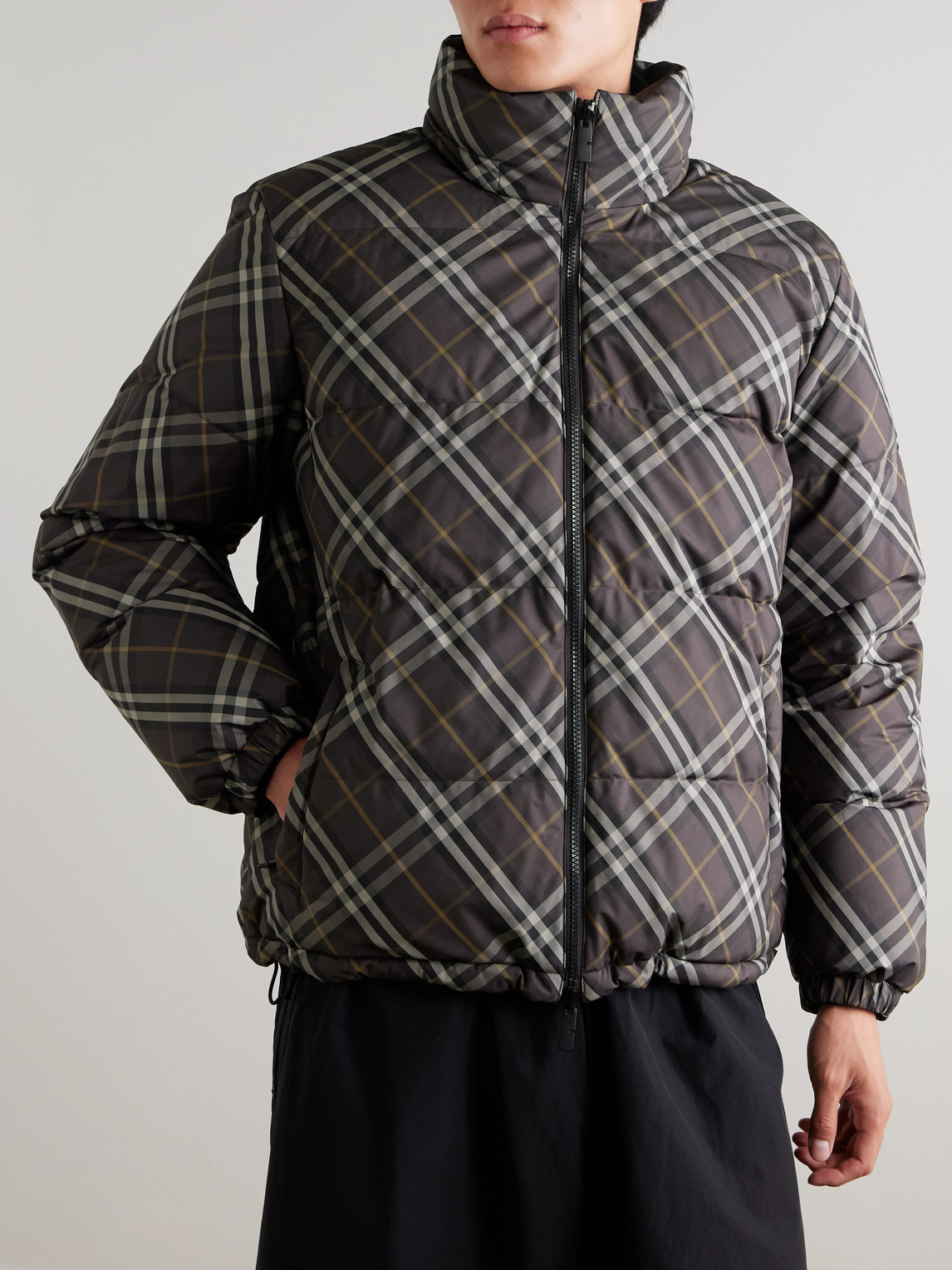  Burberry - Reversible Checked Quilted Shell Down Jacket - Men - Brown - S 