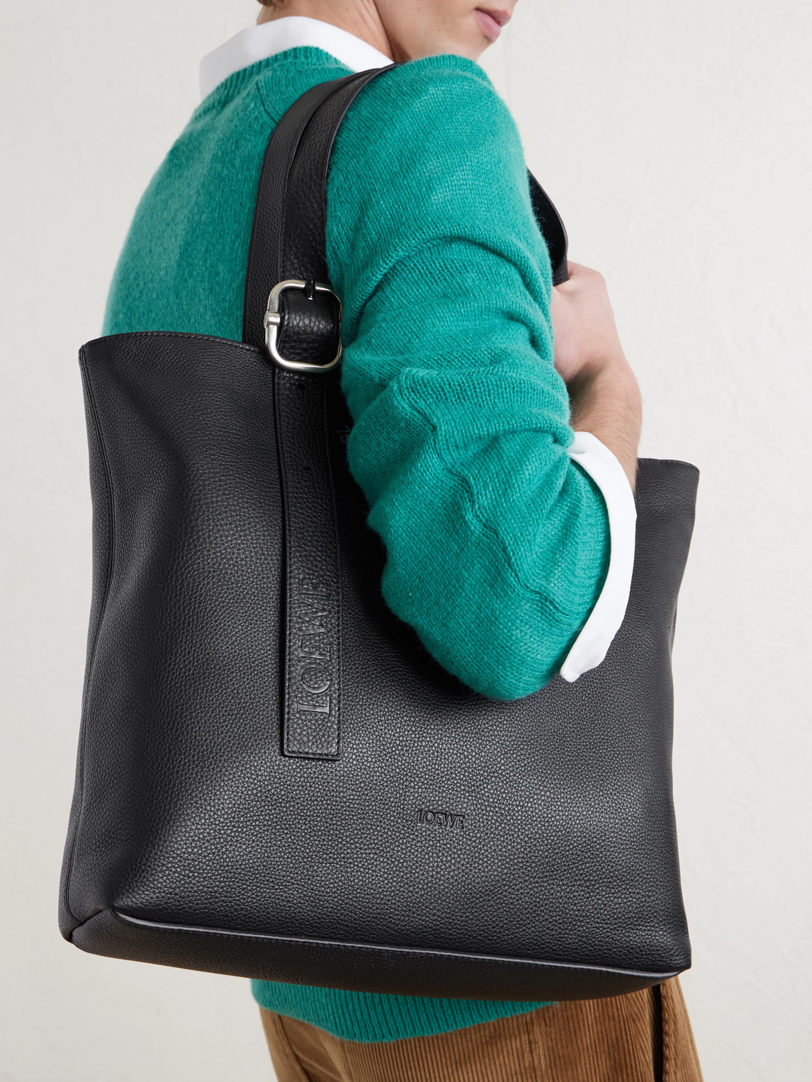 Loewe Loop Logo-debossed Full-grain Leather Tote Bag In Black