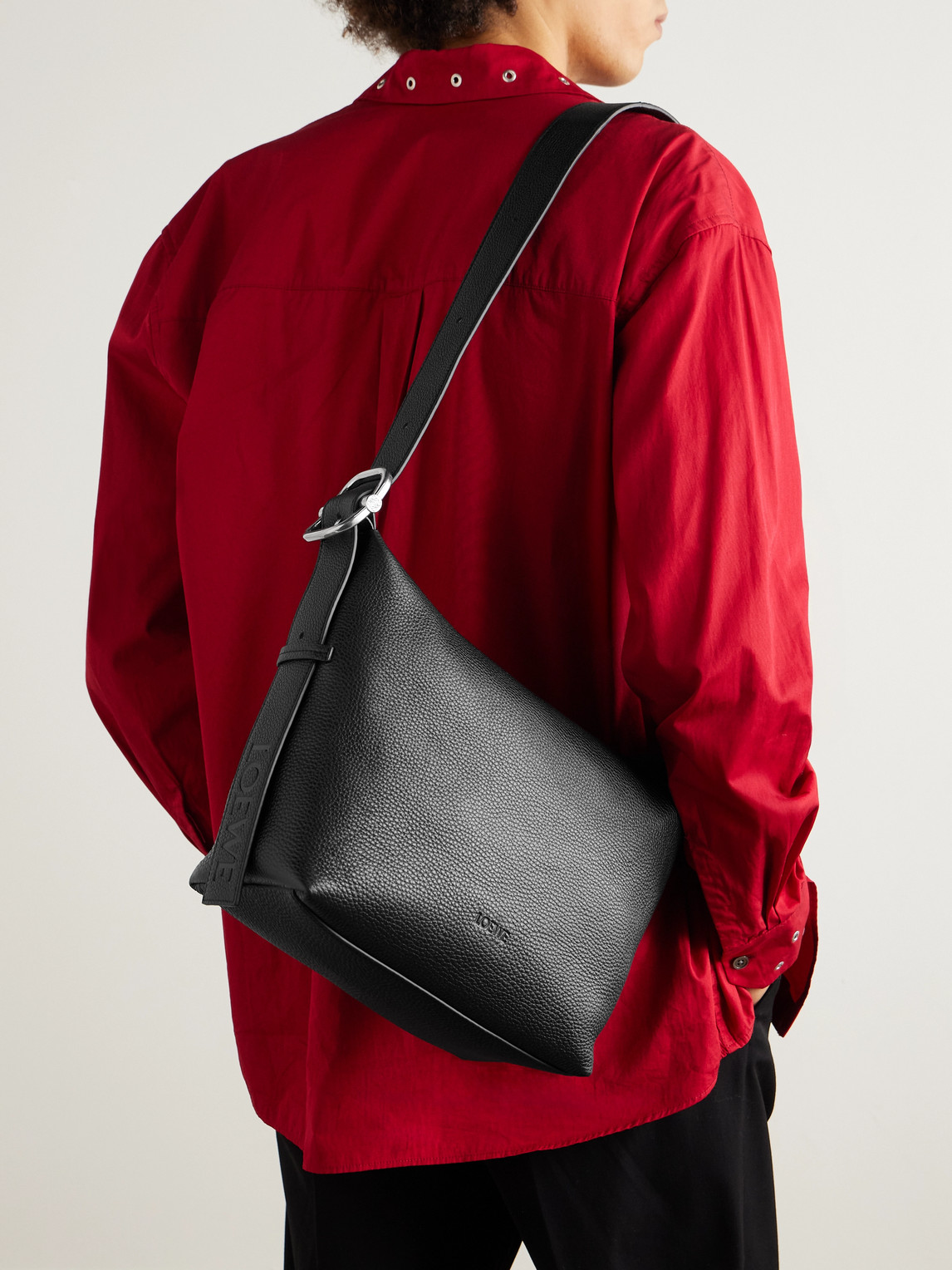 Loewe Loop Full-grain Leather Messenger Bag In Black