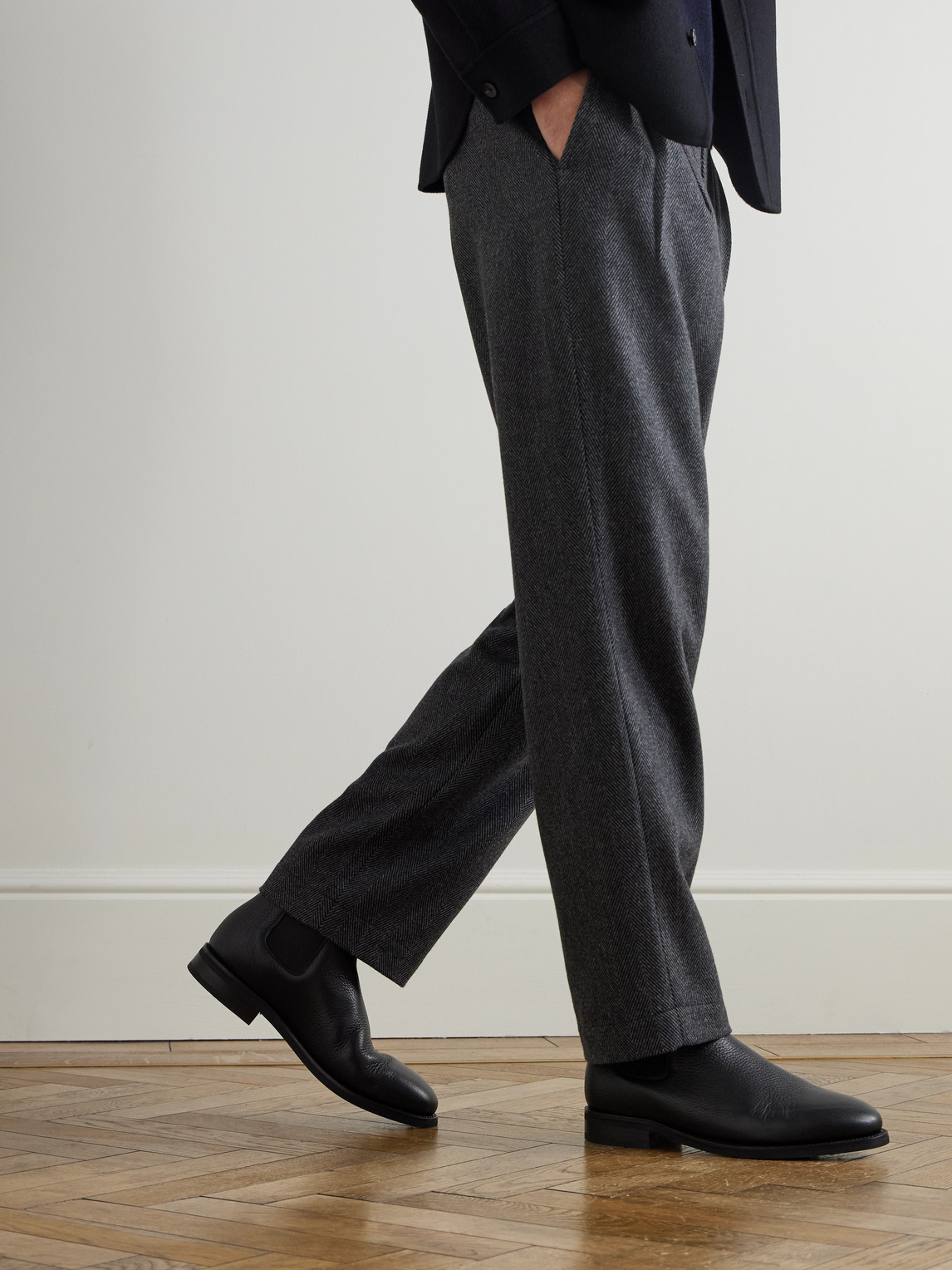 Morjas Full-grain Leather Chelsea Boots In Black