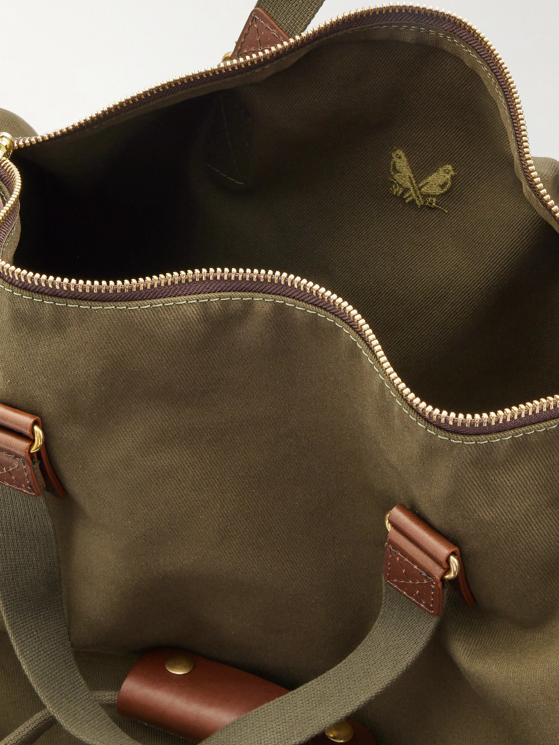 Bennett Winch Leather-trimmed Cotton-canvas Suit Carrier And Holdall In Green