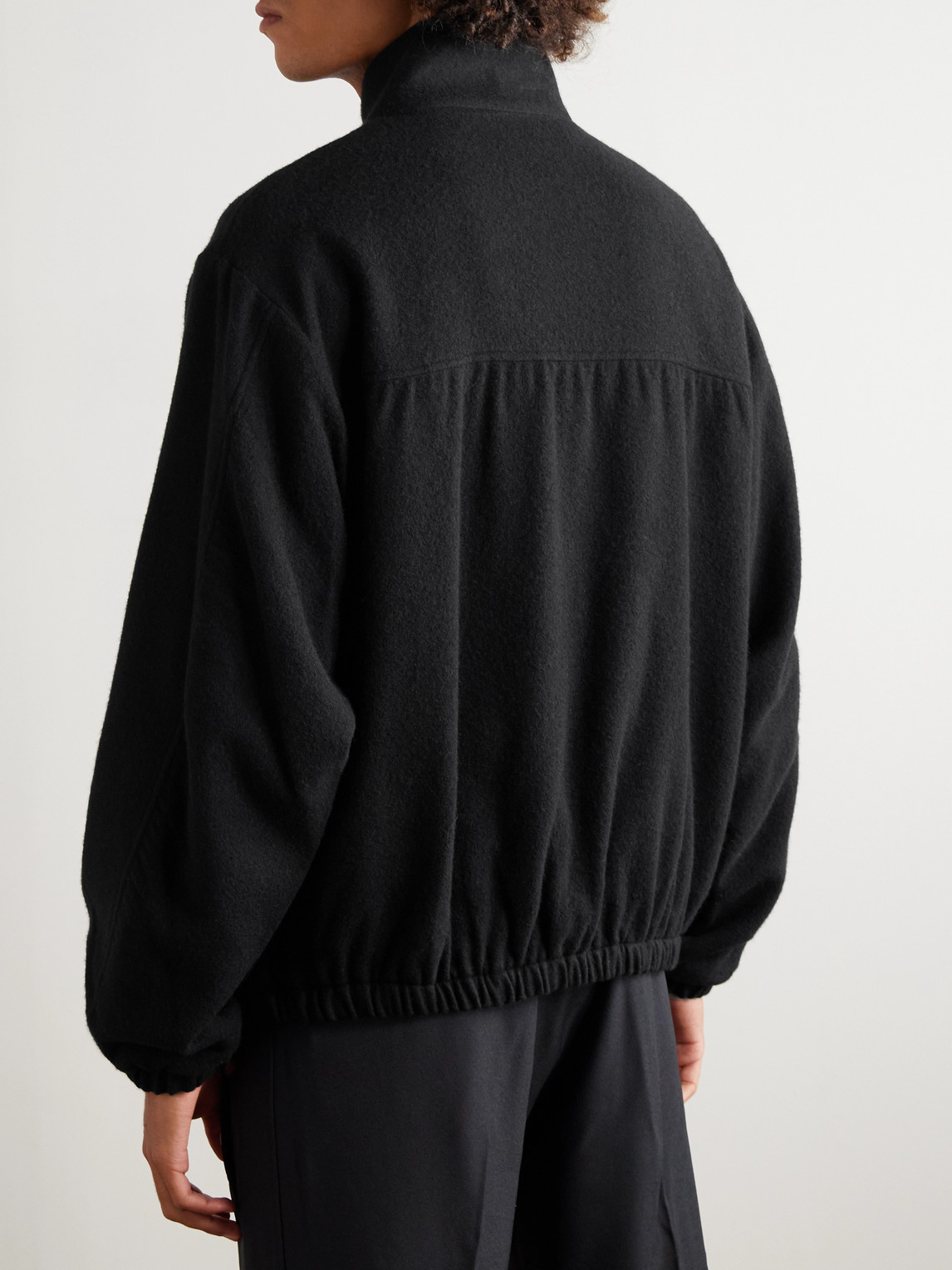 Ssstein Wool And Cashmere-blend Jacket In Black
