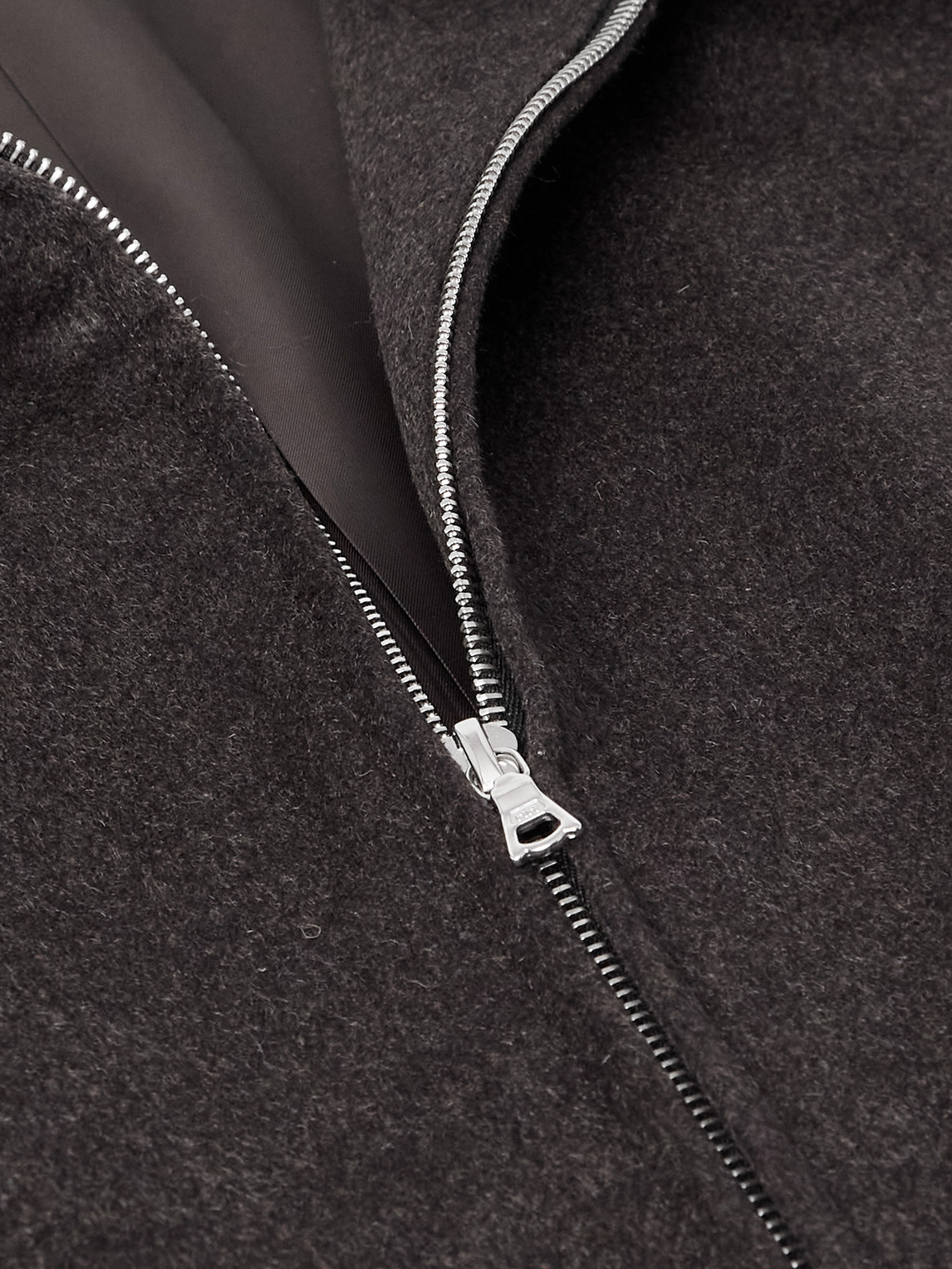 Ssstein Cashmere Jacket In Brown
