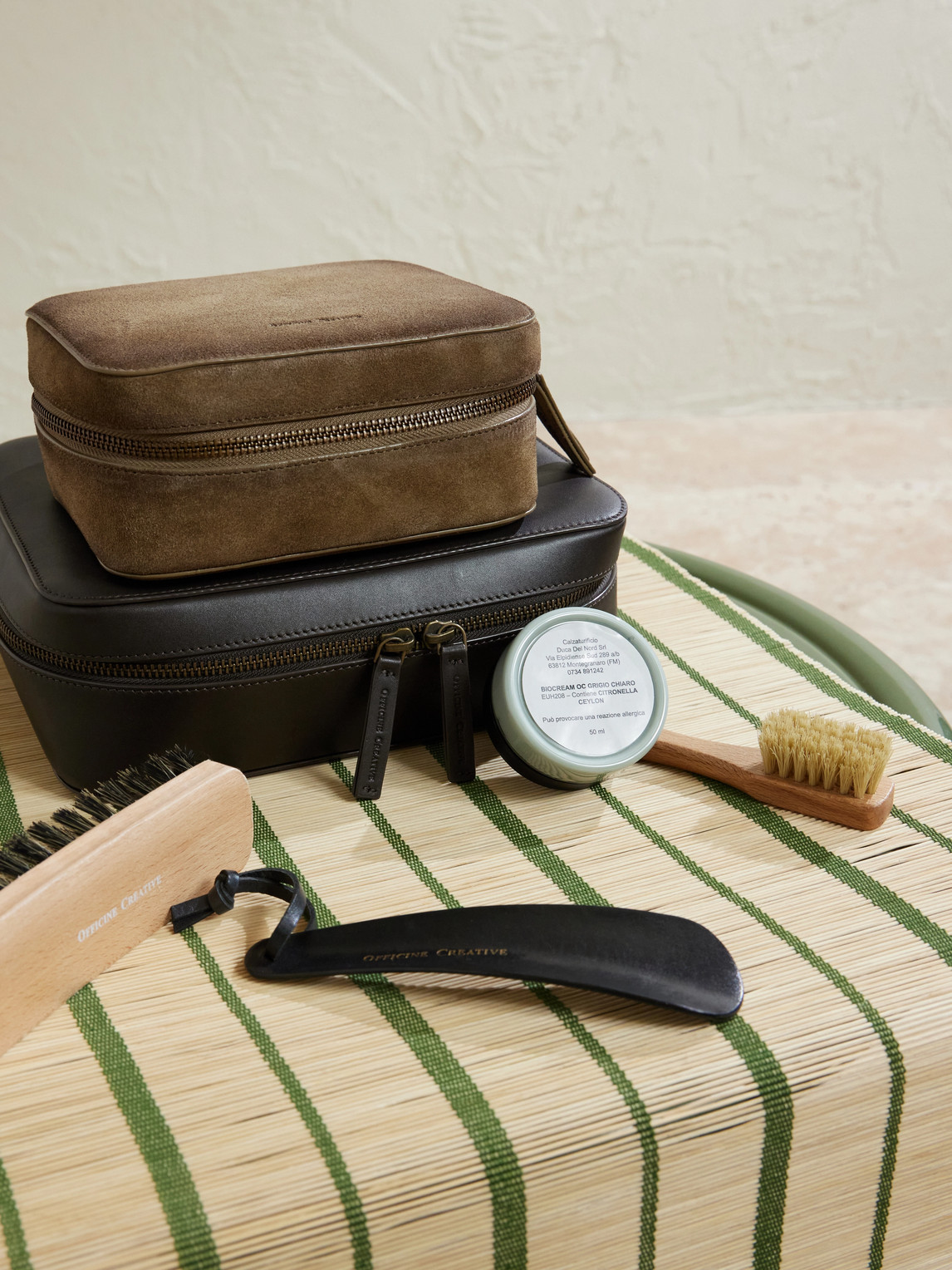 Mini Shoe Care Set with Suede Case — 2