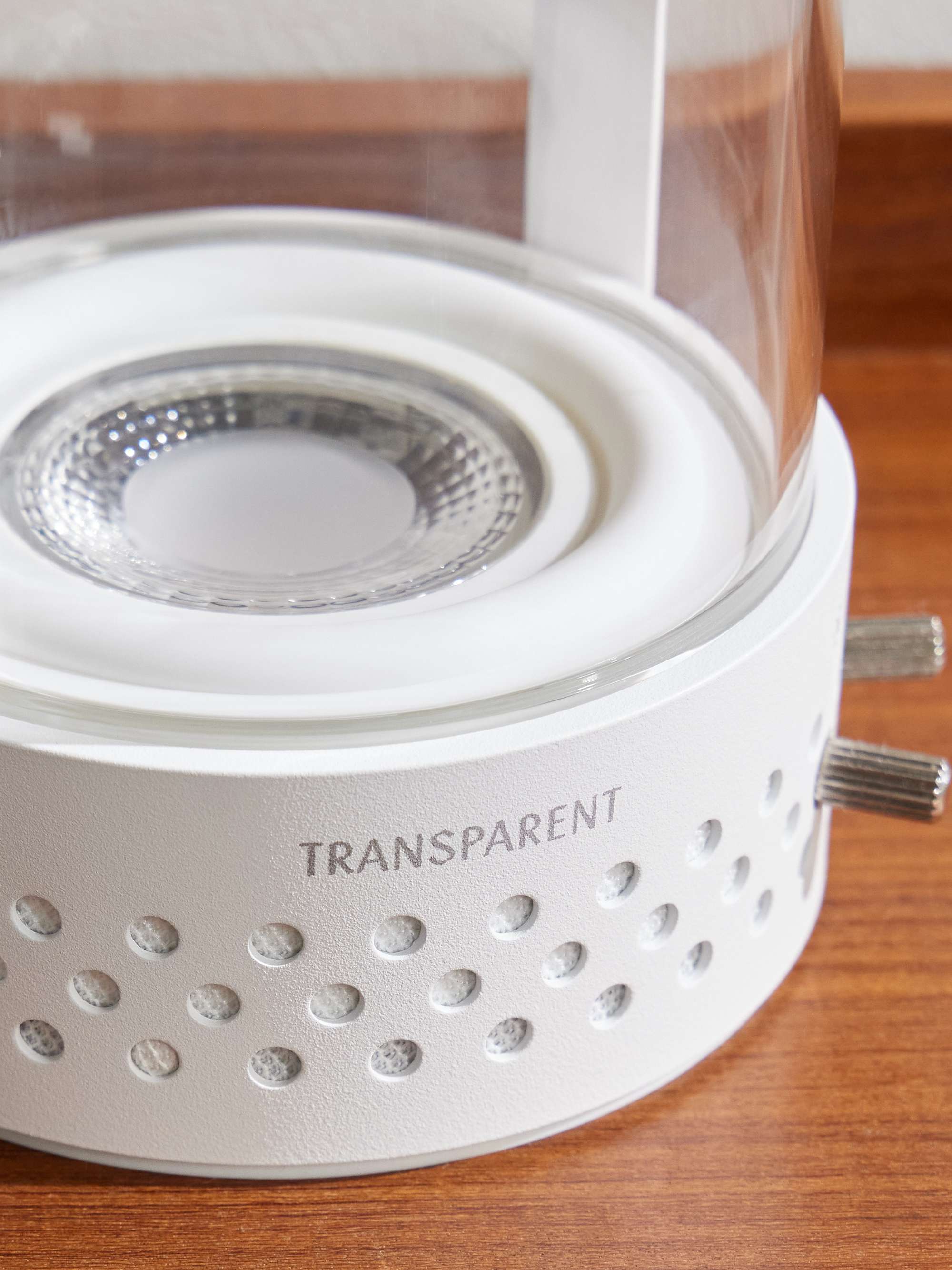 TRANSPARENT SPEAKER 