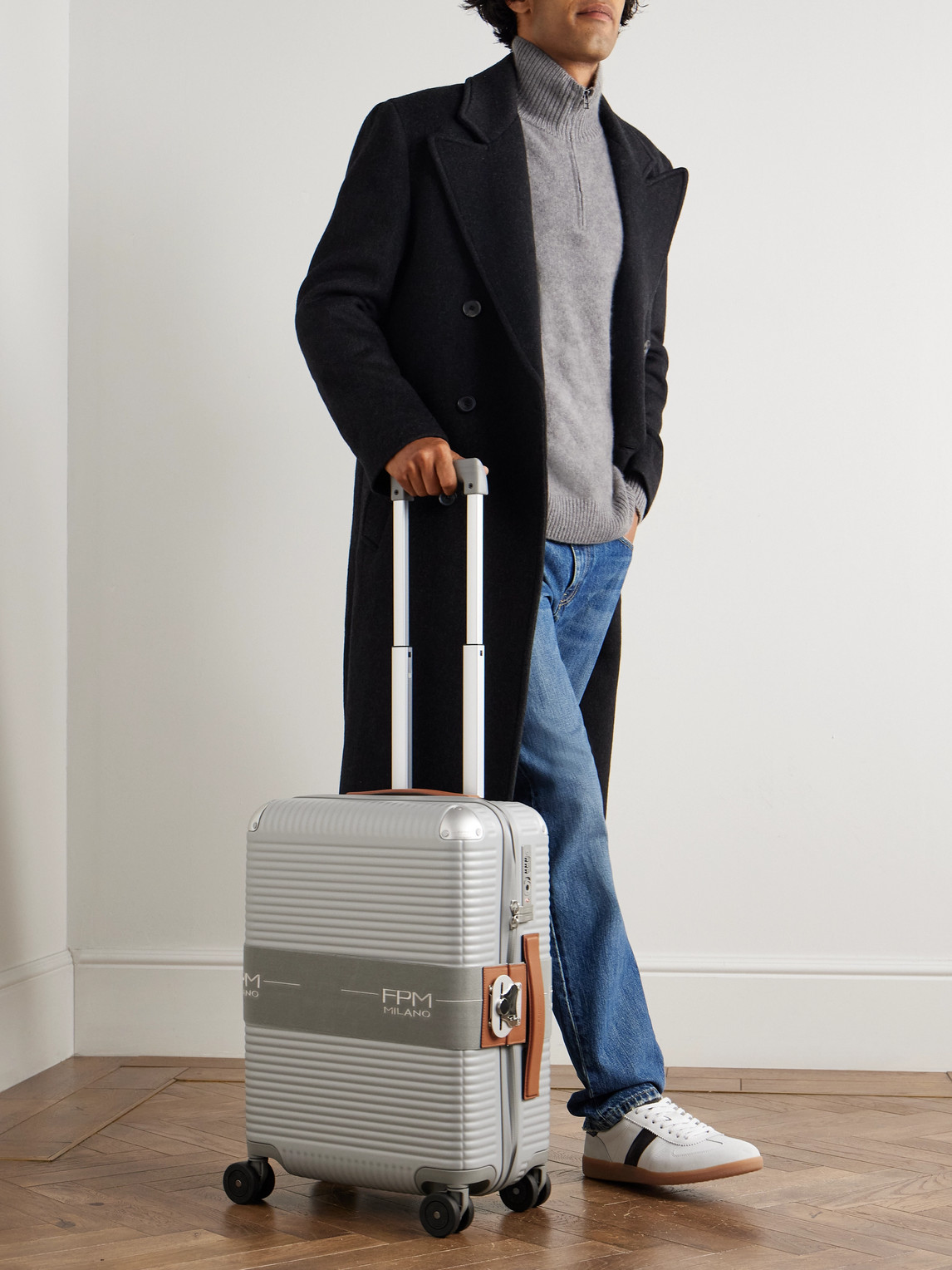 Fpm Milano Bank Zip Deluxe M 55cm Leather-trimmed Polycarbonate Spinner Carry-on Suitcase In Gray