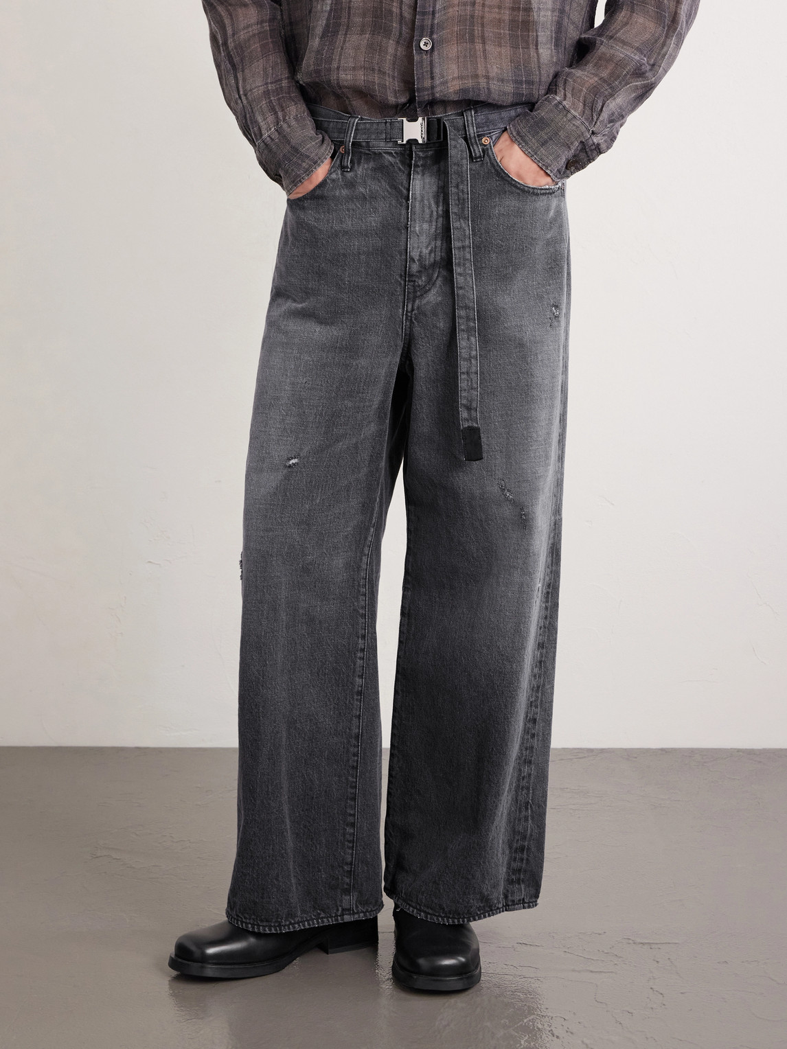  Sacai - Beyondexx Wide-leg Belted Distressed Jeans - Men - Gray - 4 