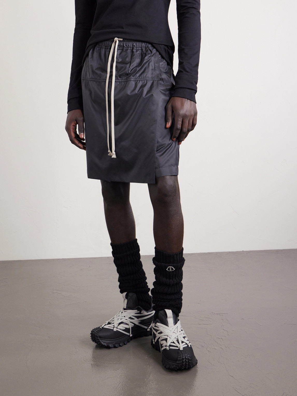  Rick Owens - Moncler Straight-leg Shell Drawstring Shorts - Men - Black - Xs 