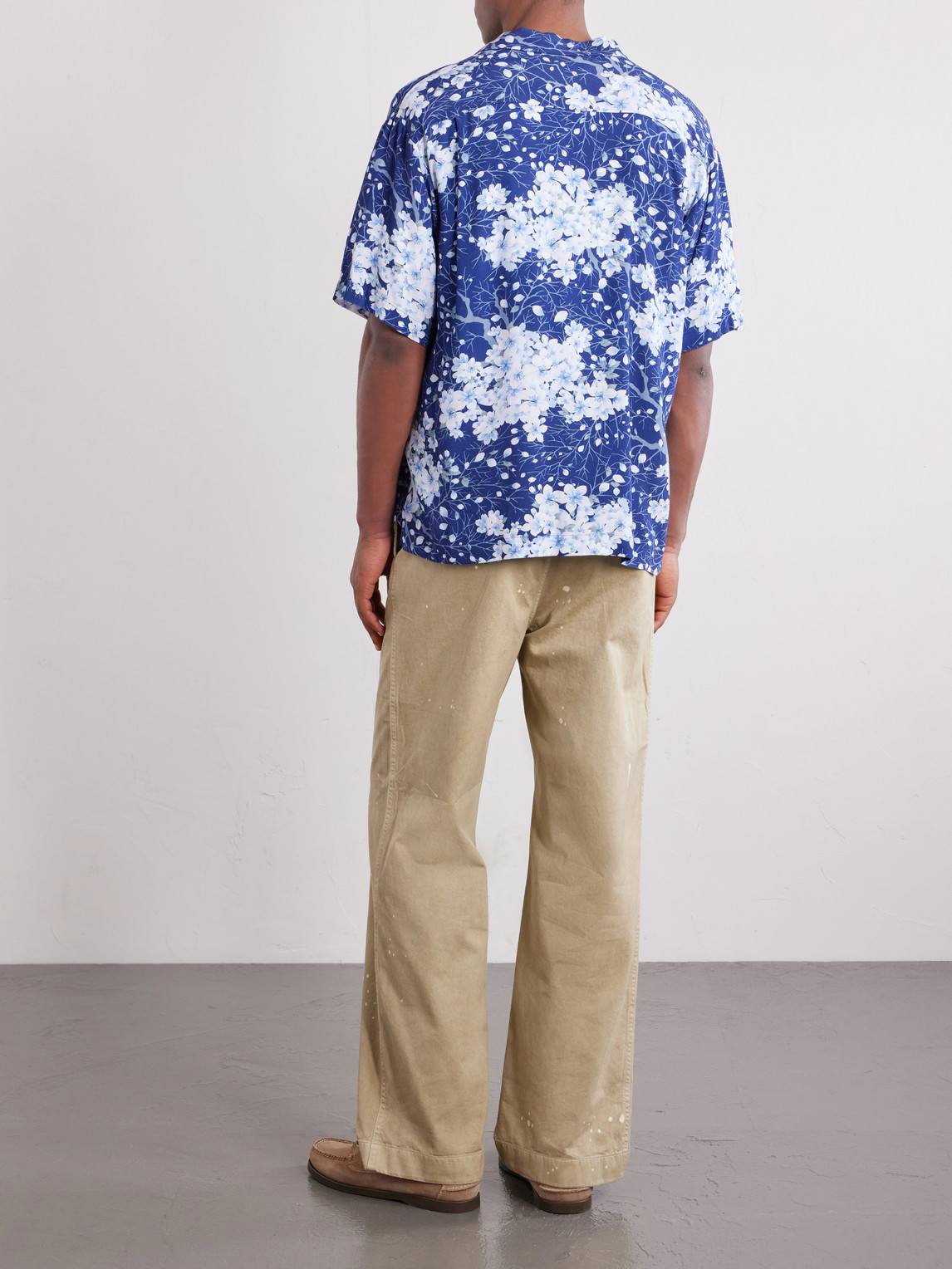 Sakura Kaza Convertible-Collar Woven Shirt