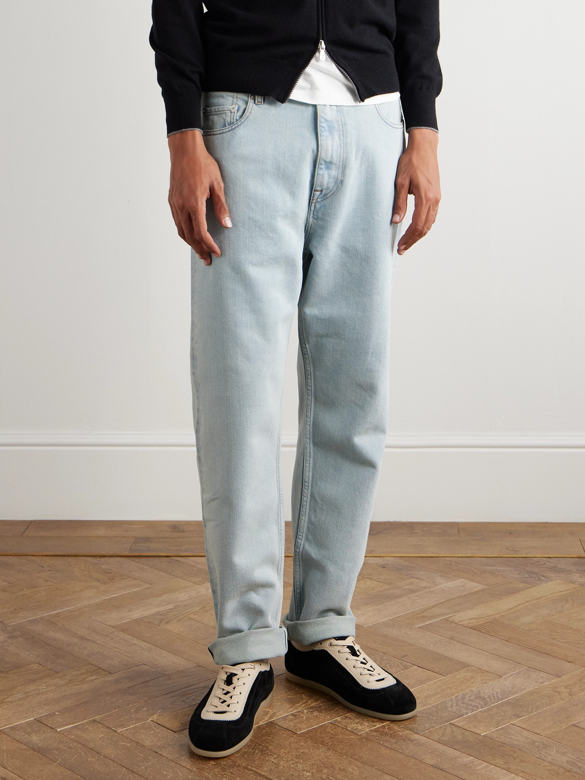 Brunello Cucinelli Gray Calf Leather Bos Taurus Low Top Sneakers In Black