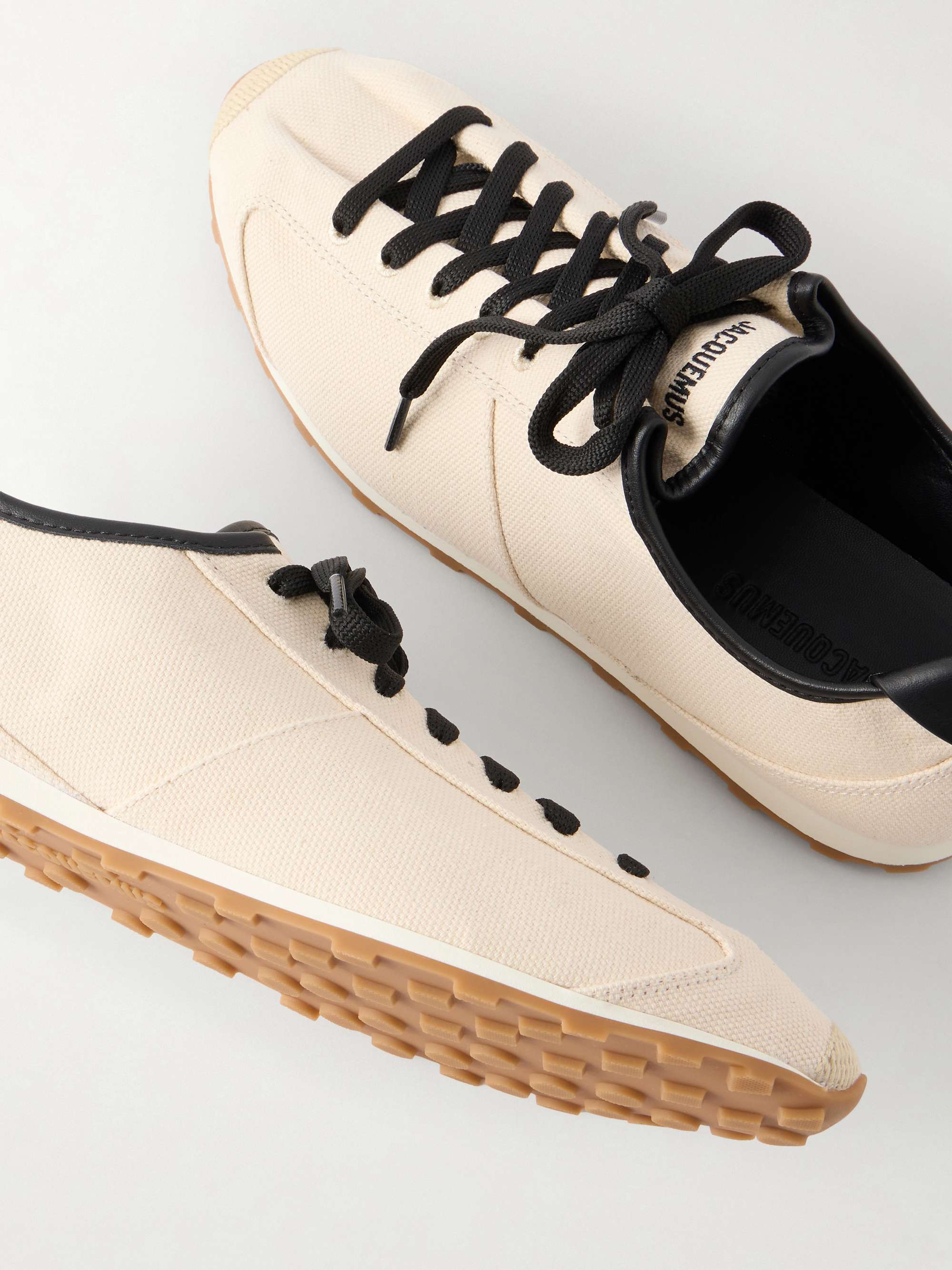 JACQUEMUS スニーカー メンズ Jacquemus + Nike Moon Shoe コラボレーション – メンズ＆ウィメンズ