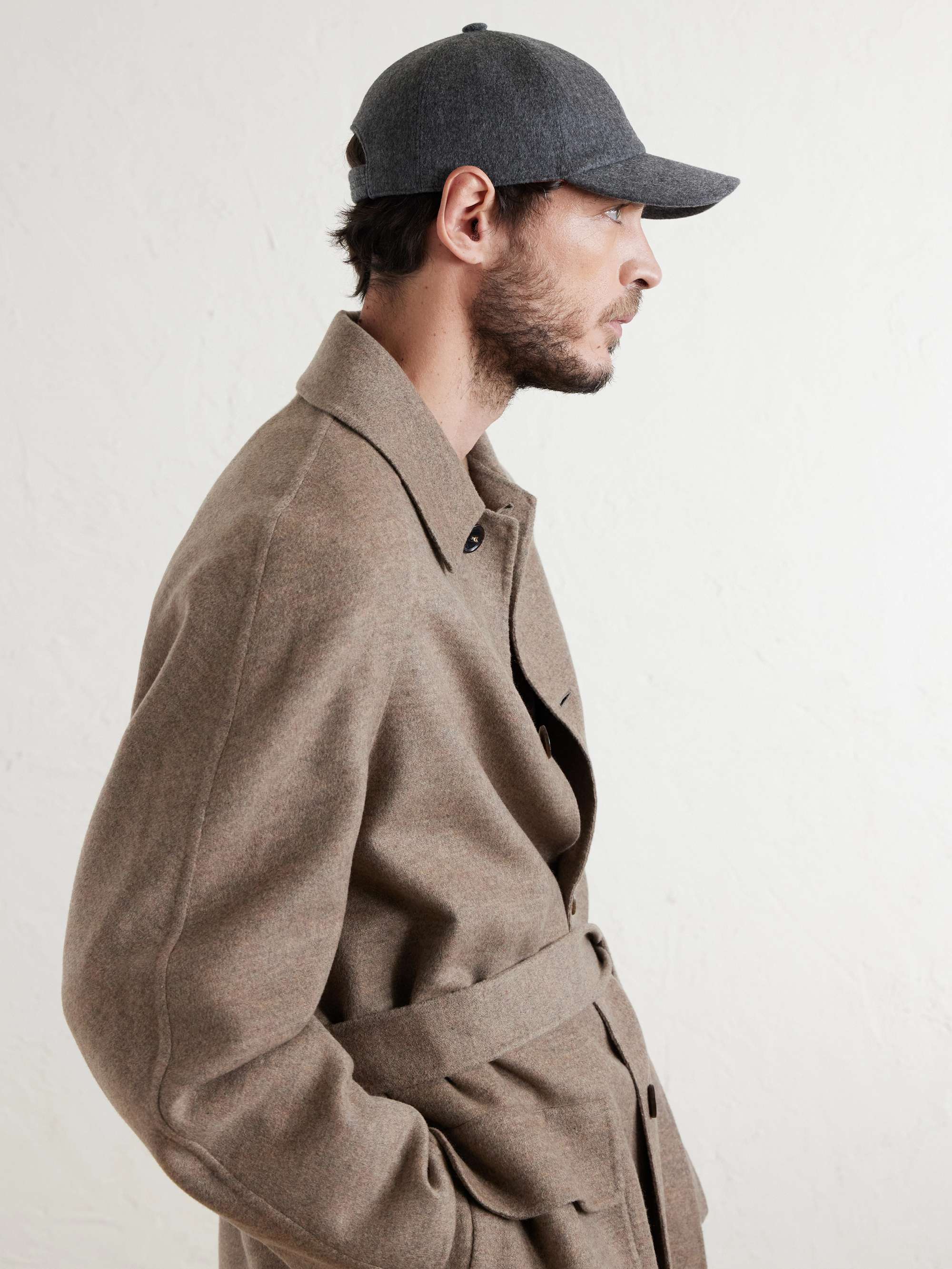 LORO PIANA قبعة بيسبول من الكشمير بتقنية ®Storm System مطرزة بشعار العلامة