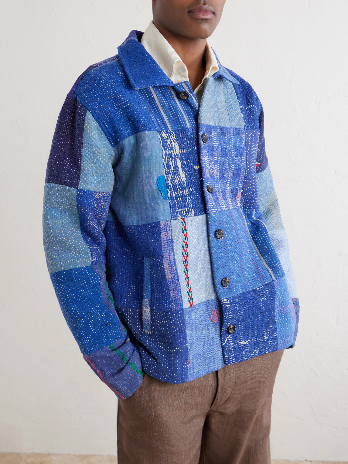  Kartik Research - Kantha Patchwork Embroidered Cotton Jacket - Men - Blue - L 