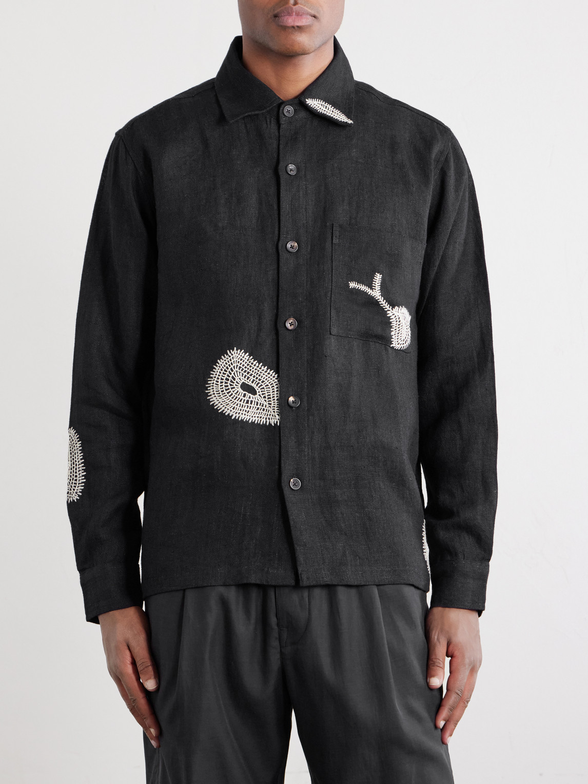  Kartik Research - Repair Embroidered Linen Shirt - Men - Black - S 