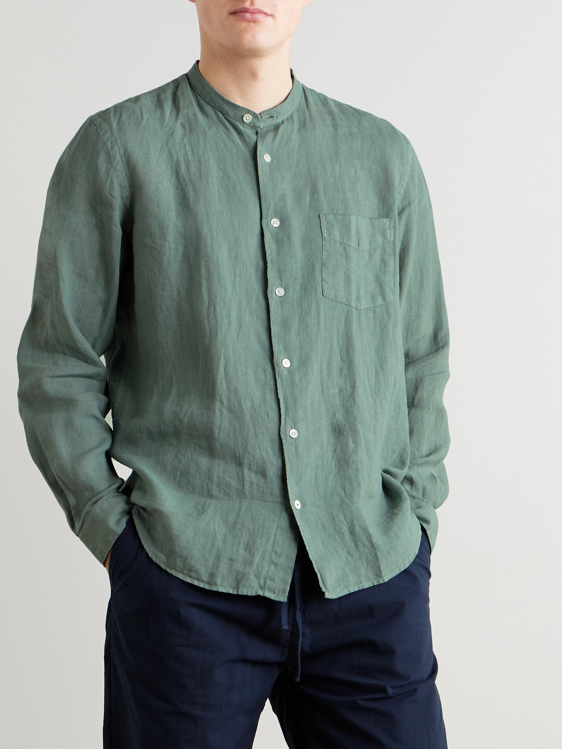 Hartford Premium Pat Grandad-collar Linen Shirt In Green