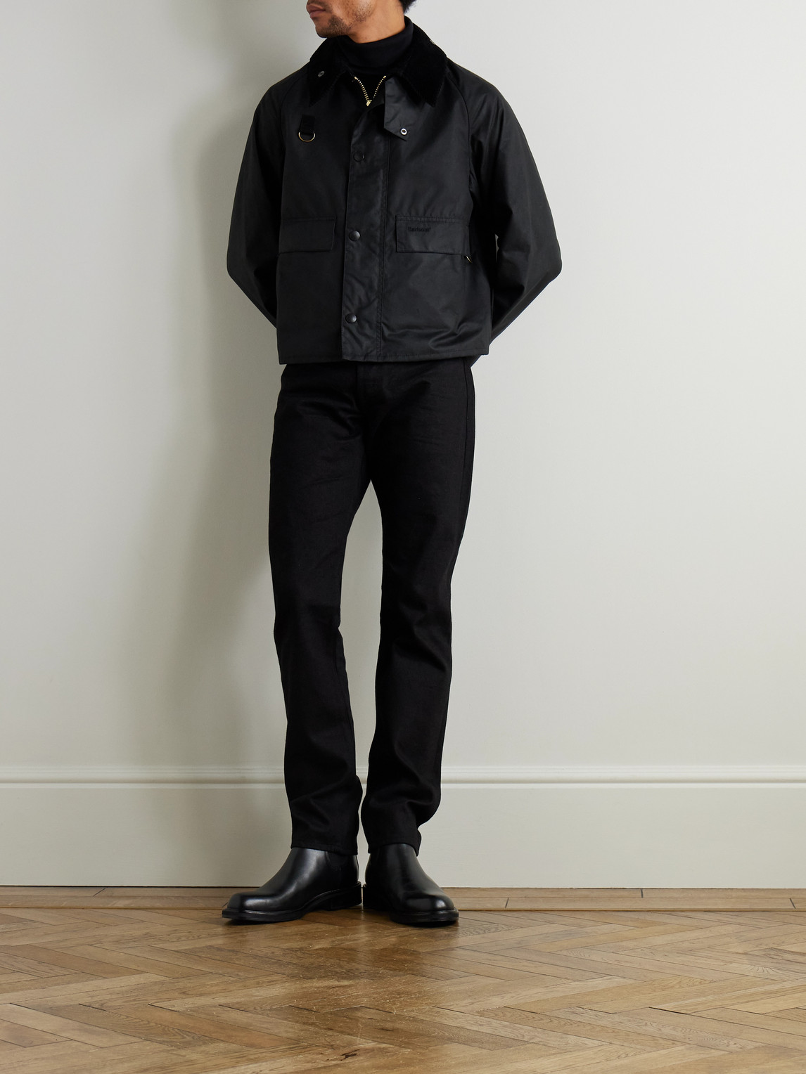 https://www.mrporter.com/variants/images/46376663162978422/ou/w1000.jpg