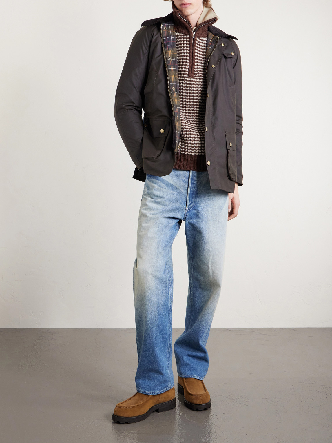 https://www.mrporter.com/variants/images/46376663162978482/ou/w1000.jpg