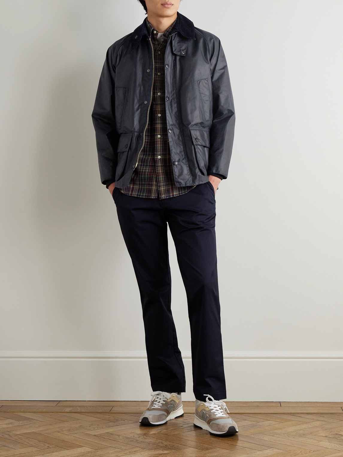 https://www.mrporter.com/variants/images/46376663162978483/ou/w1000.jpg