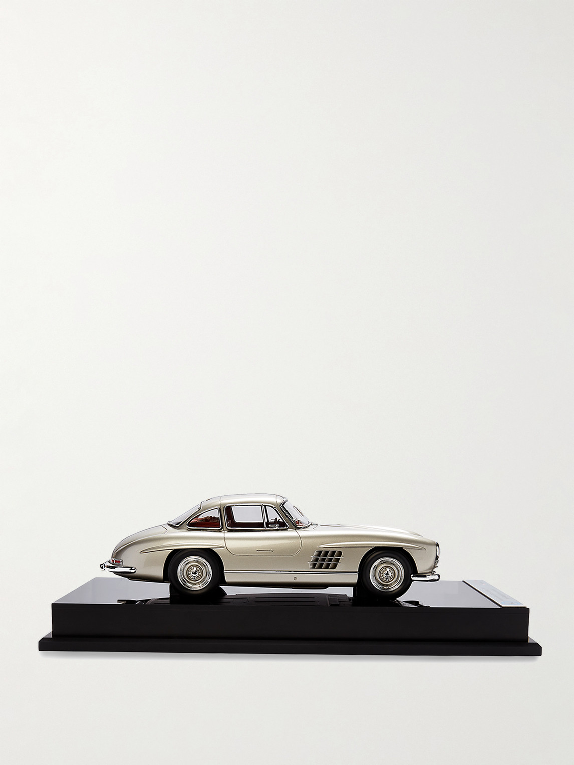 Ralph Lauren Home Amalgam Collection Mercedes Benz 300 SL Gullwing 1:18 Model Car - Men