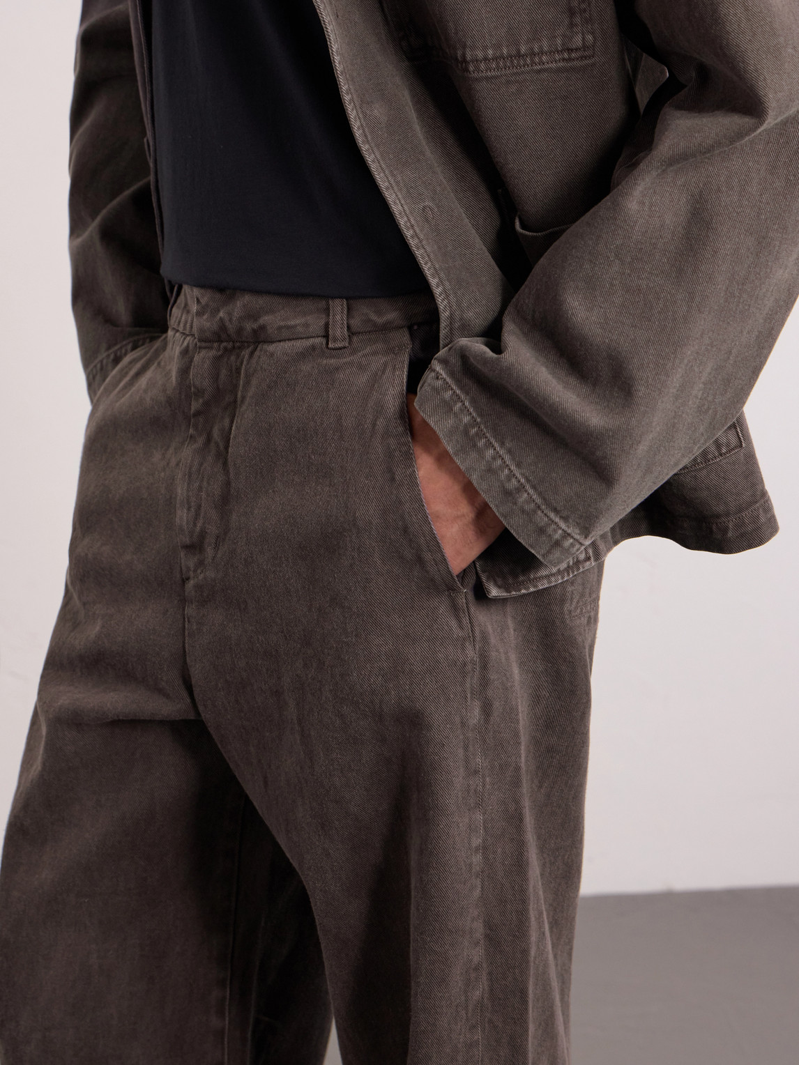 Garment Dyed Wide-Leg Jeans