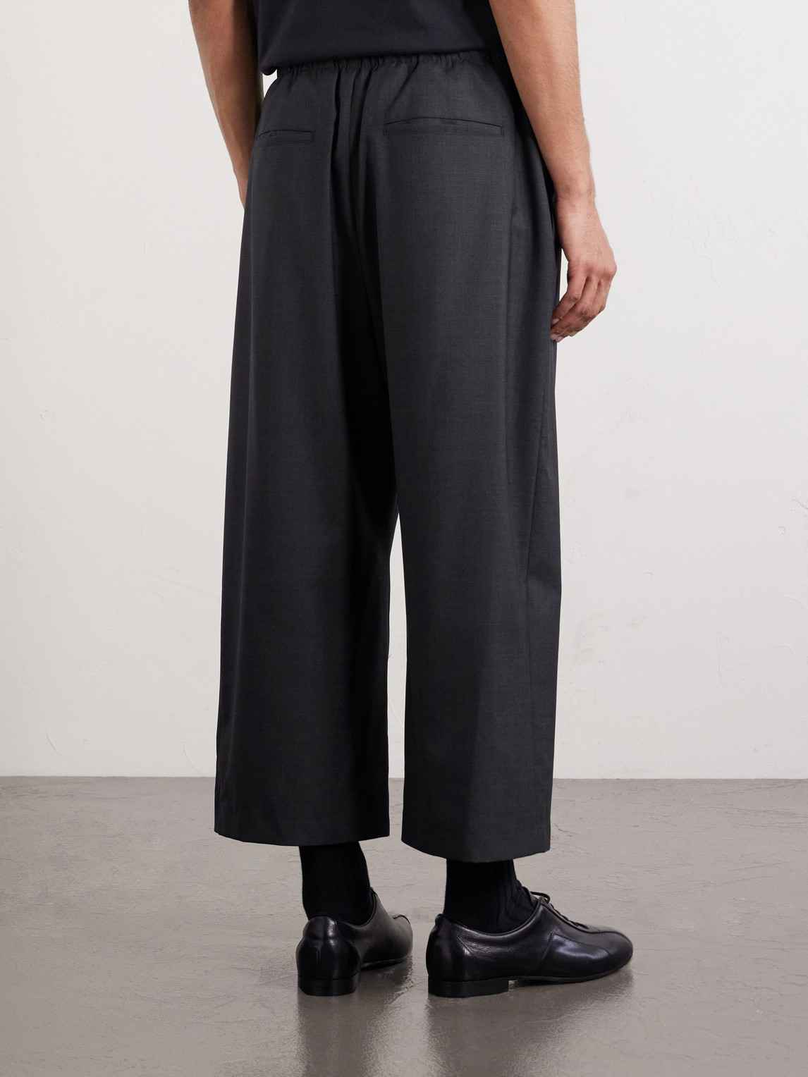  Amomento - Straight-leg Wool Trousers - Men - Gray - M 