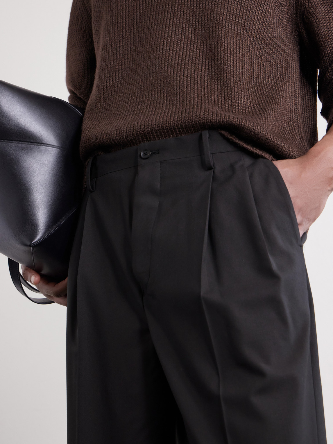 Straight-Leg Pleated Wool