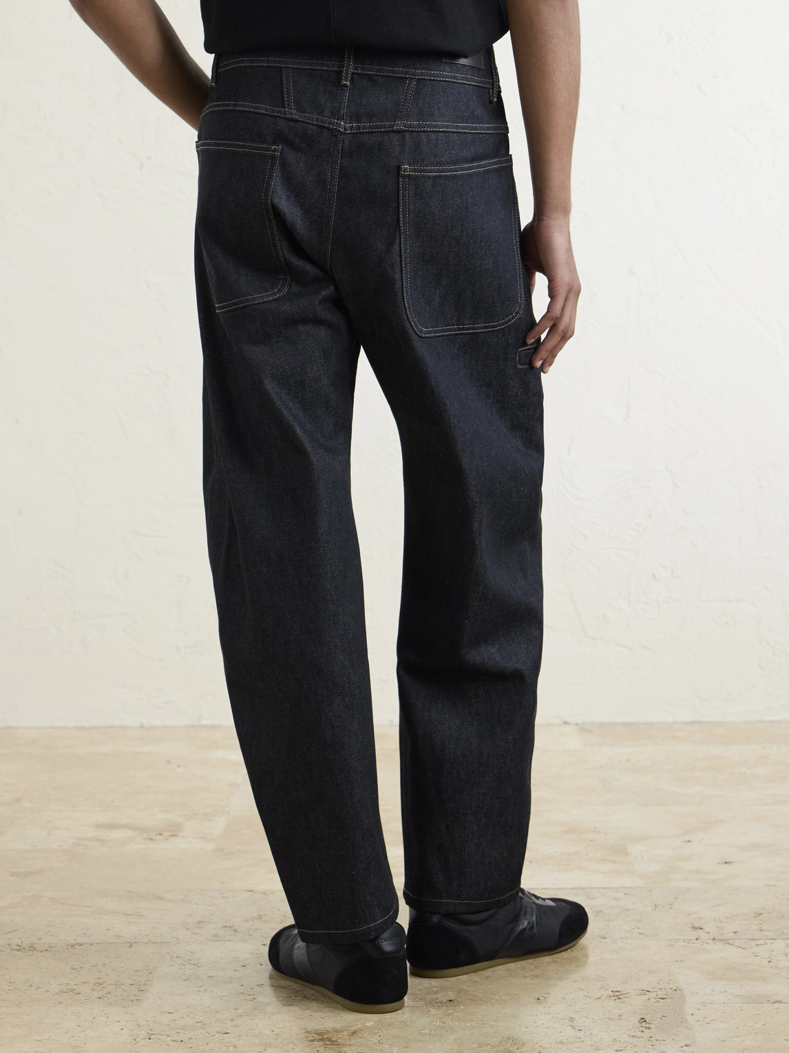 Twisted Barrel-Leg Organic Jeans