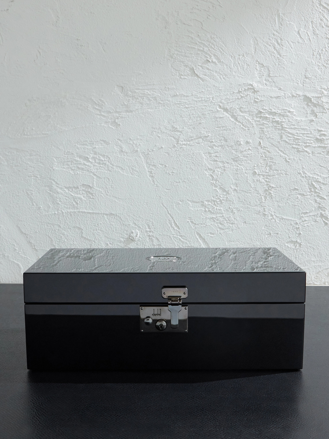 Dunhill Lacquered Wood Cigar Humidor In Black