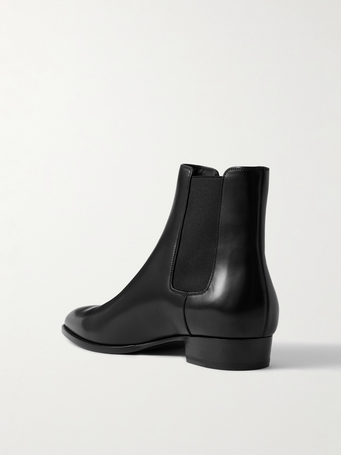 Saint Laurent Wyatt Leather Chelsea Boots In Black
