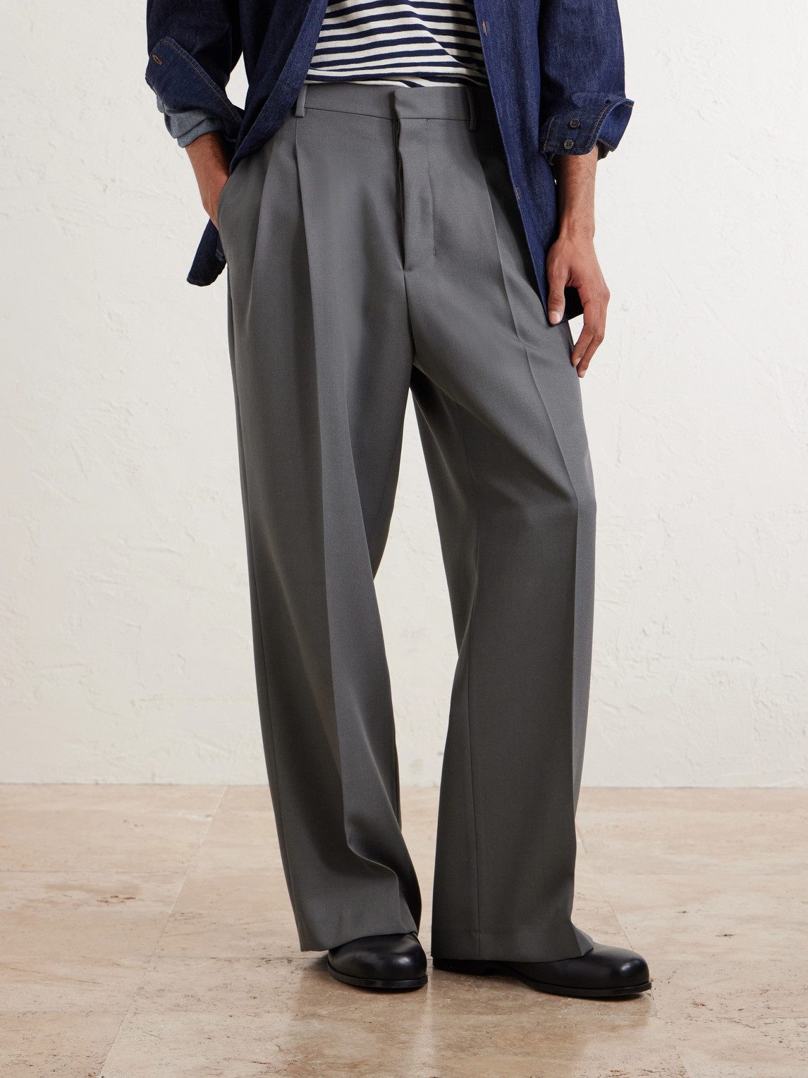  Ami Paris - Wide-leg Pleated Wool Trousers - Men - Gray - Fr 38 